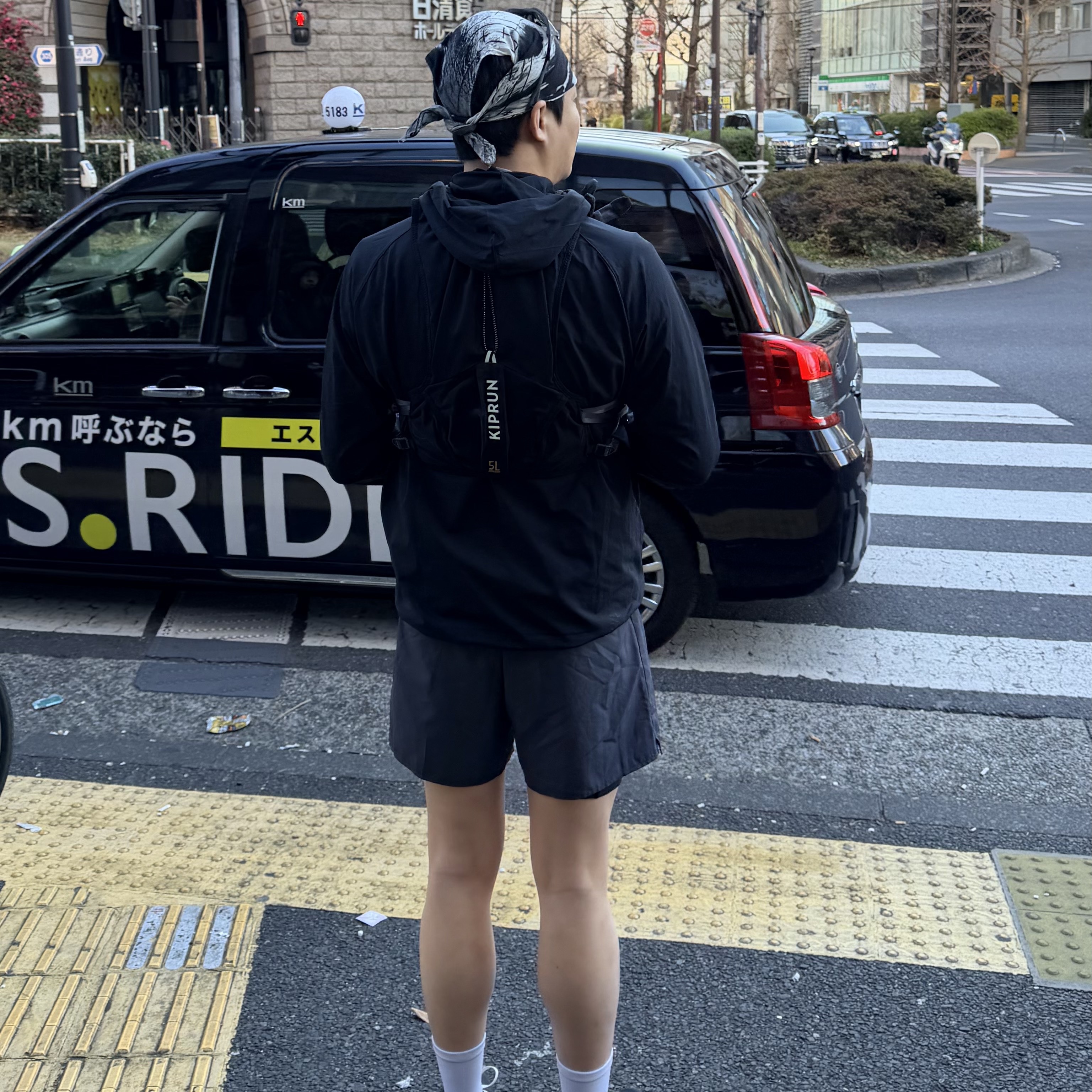 On Running x Post Archive Faction (Paf) Cloudmonster Hyper Black 착용 스타일 - 4