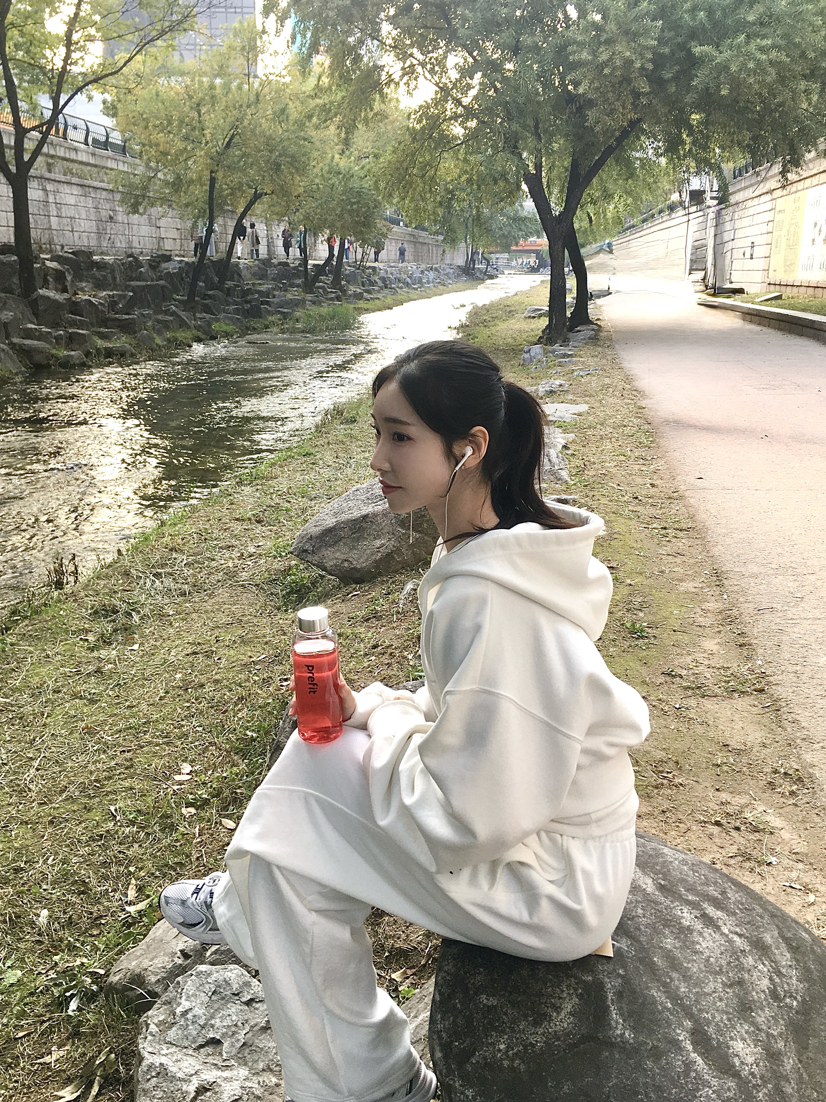 New Balance 530 White 착용 스타일 - 4