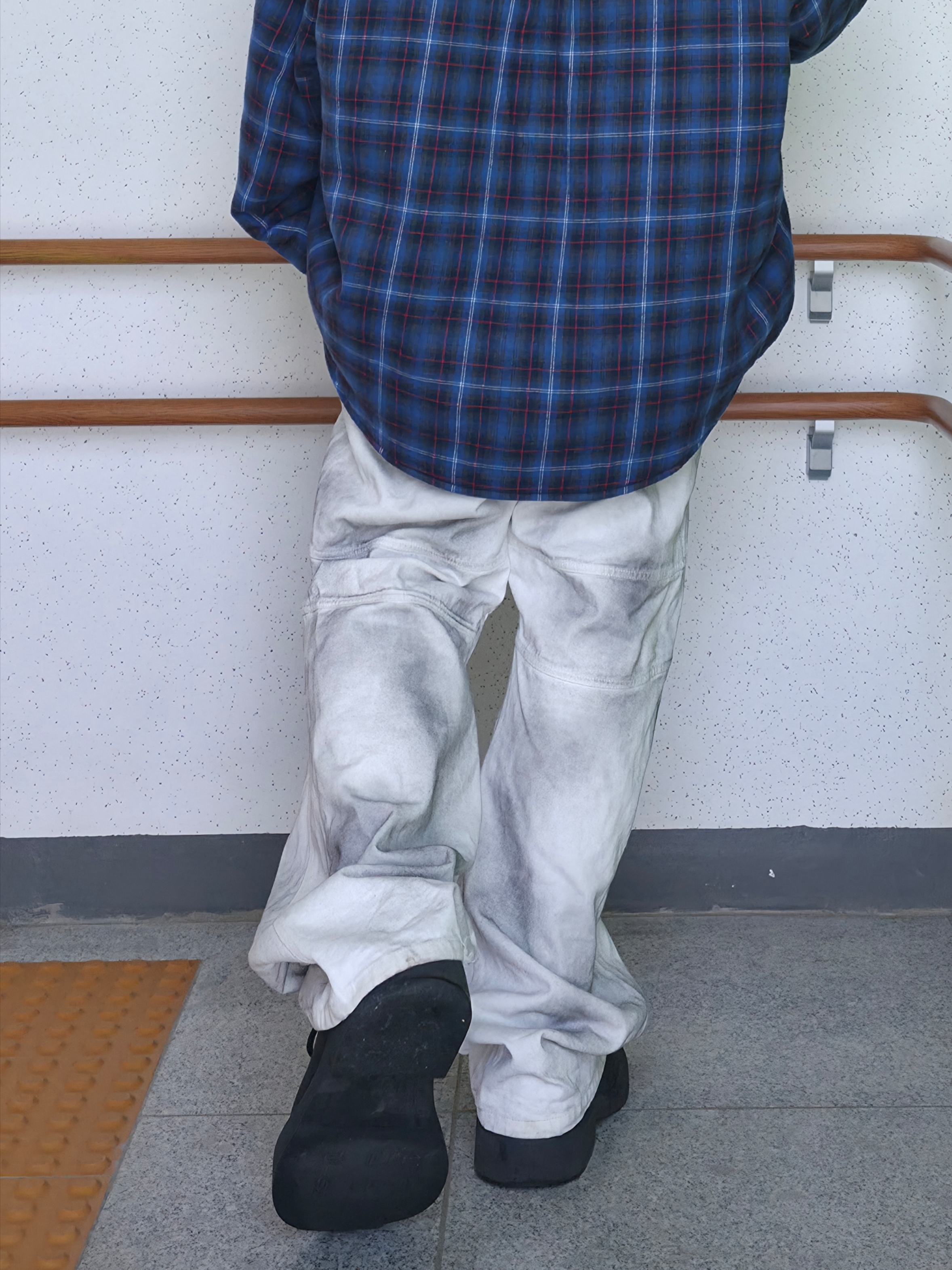 Project G/R Reversible Padded Check Shirt Navy, Balenciaga Steroid Derby Black 착용 스타일 - 5
