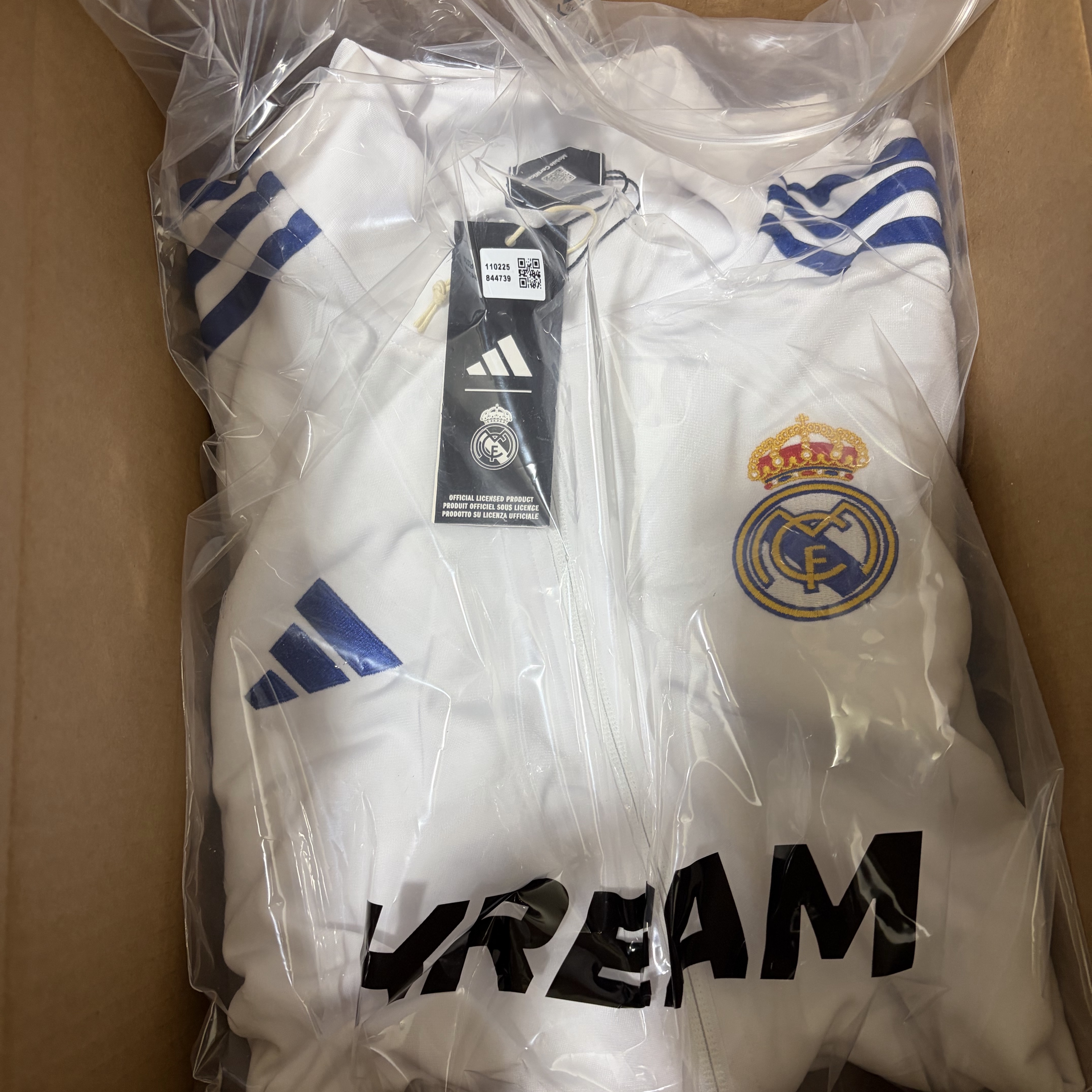 Adidas Real Madrid DNA Track Top White - US Sizing 착용 스타일