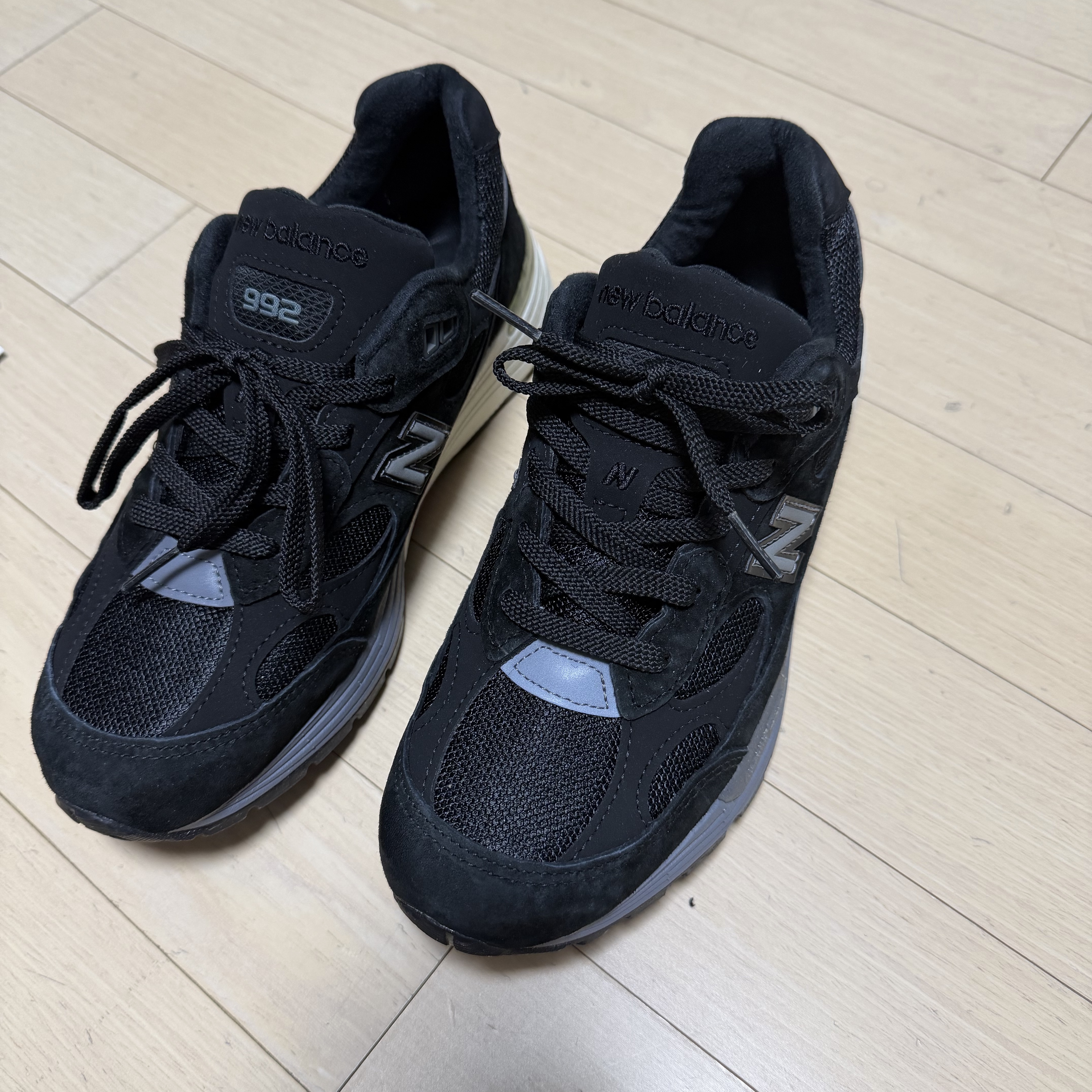 New Balance 992 Made in USA Black 착용 스타일