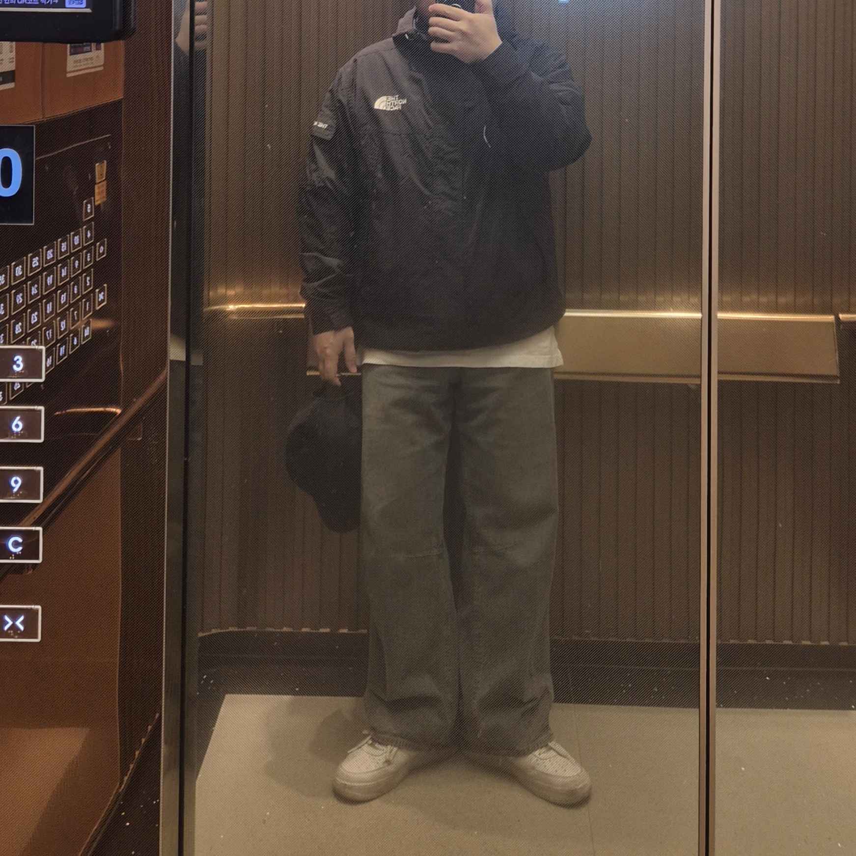 Nike Air Force 1 '07 Low White 착용 스타일