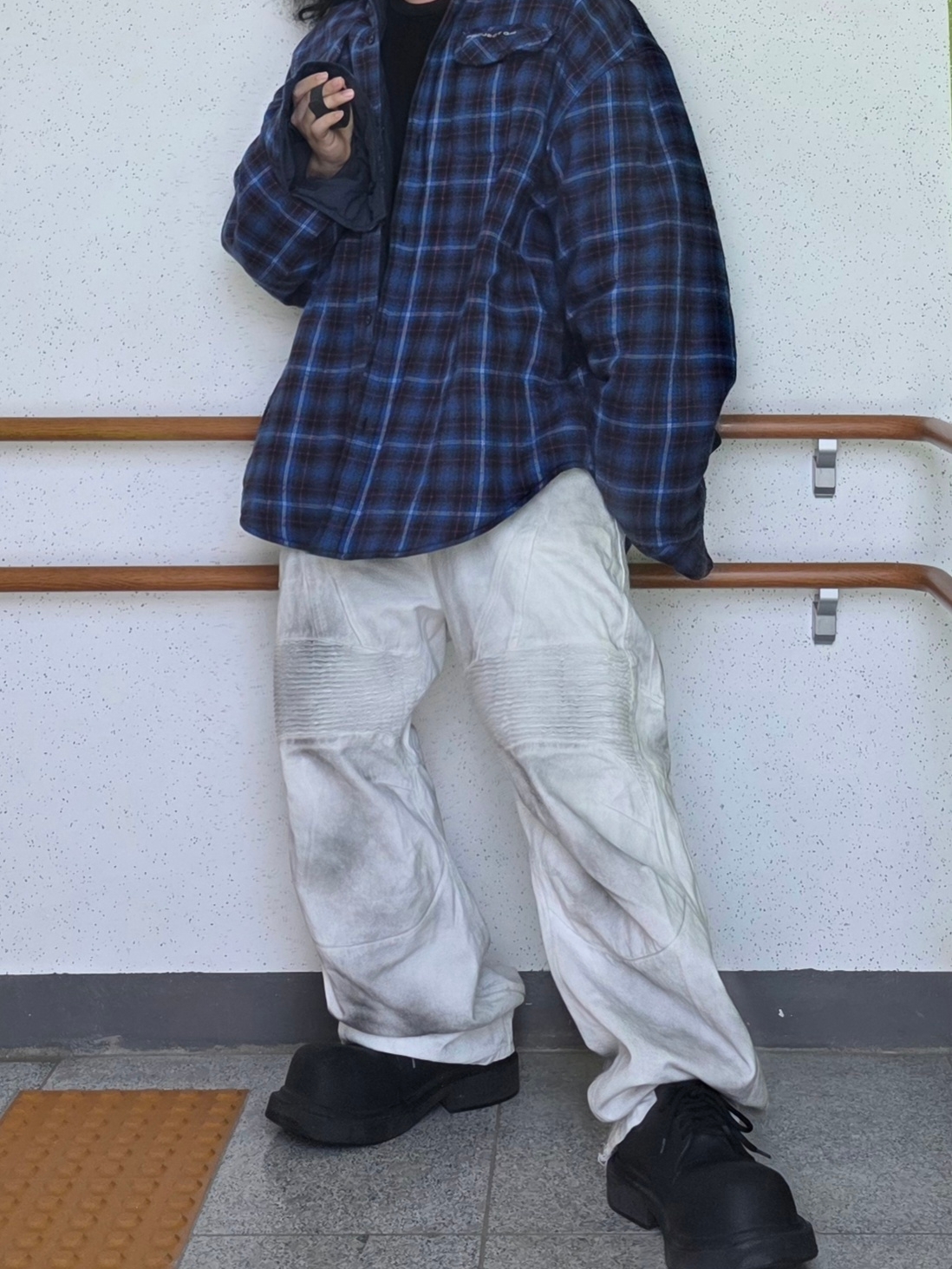 Project G/R Reversible Padded Check Shirt Navy, Balenciaga Steroid Derby Black 착용 스타일 - 4
