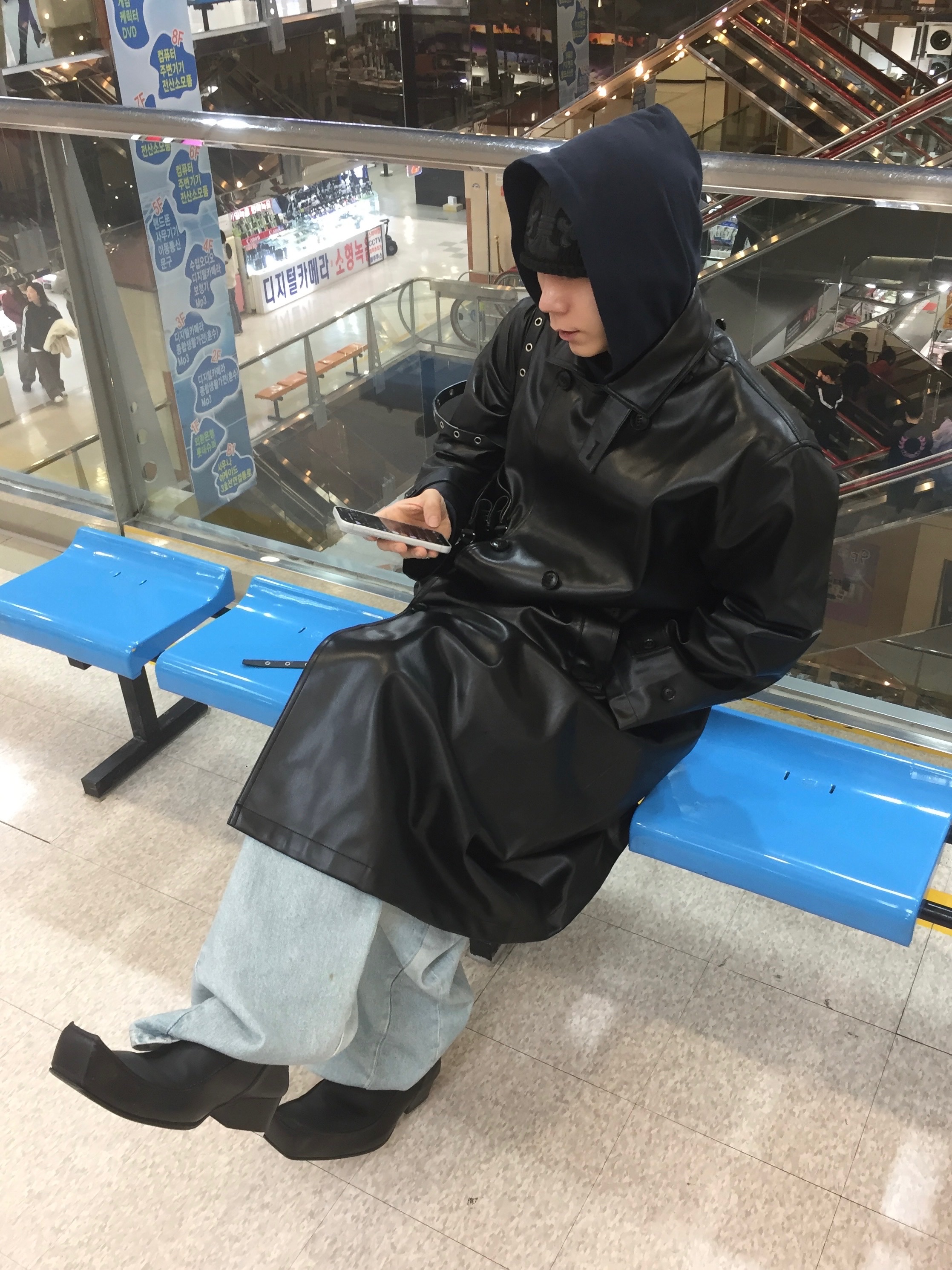 Chrome Hearts Cemetery Ring Silver, Hansroom Chrome Hearts BS Fleur Patch Cashmere Beanie 착용 스타일 - 3