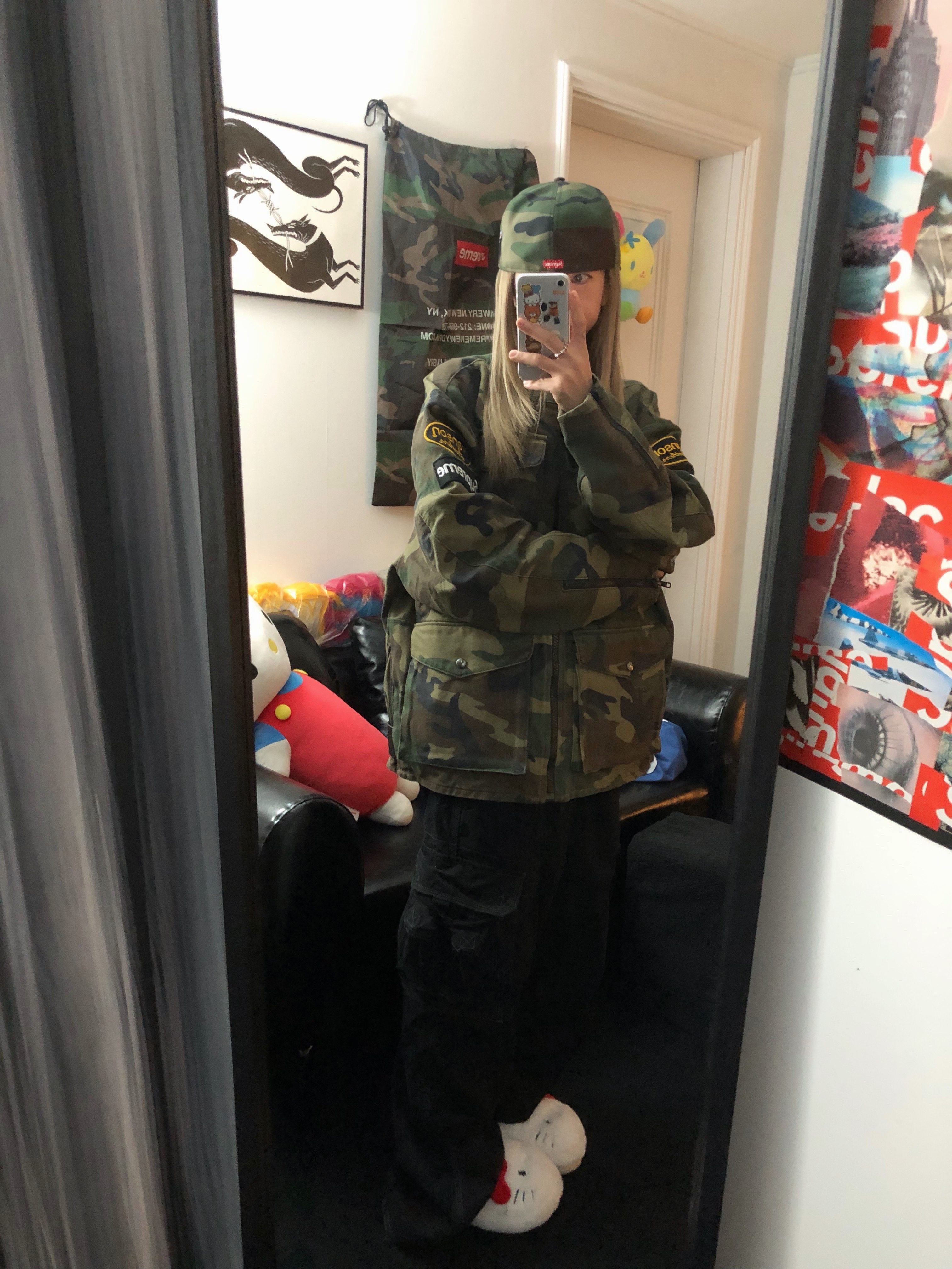 Supreme x Vanson Leathers Cordura Jacket Woodland Camo - 26SS, Supreme Swarovski S Logo New Era Woodland Camo - 25FW 착용 스타일