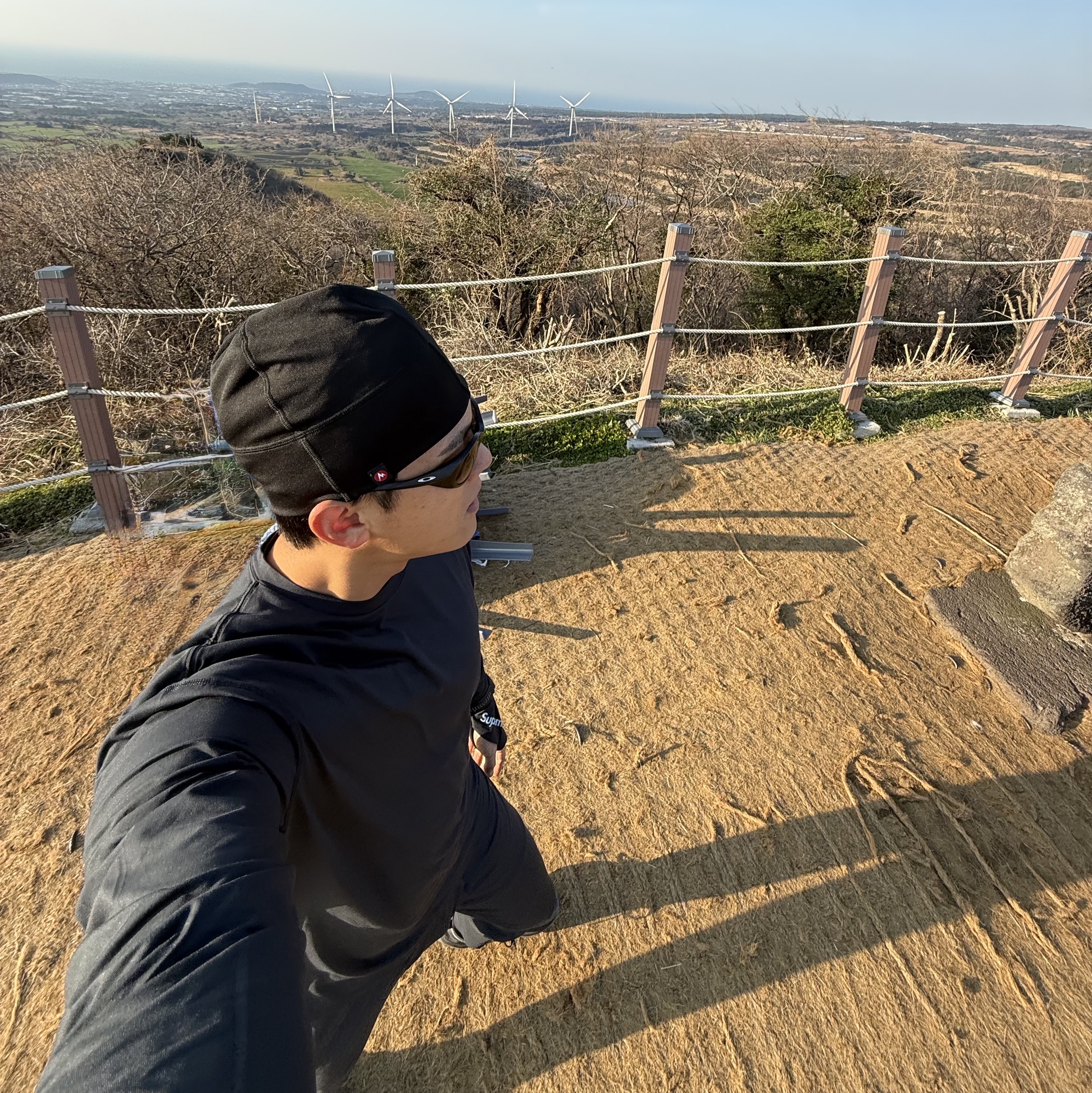 Supreme x Marmot Base Layer Beanie Black - 25FW 착용 스타일