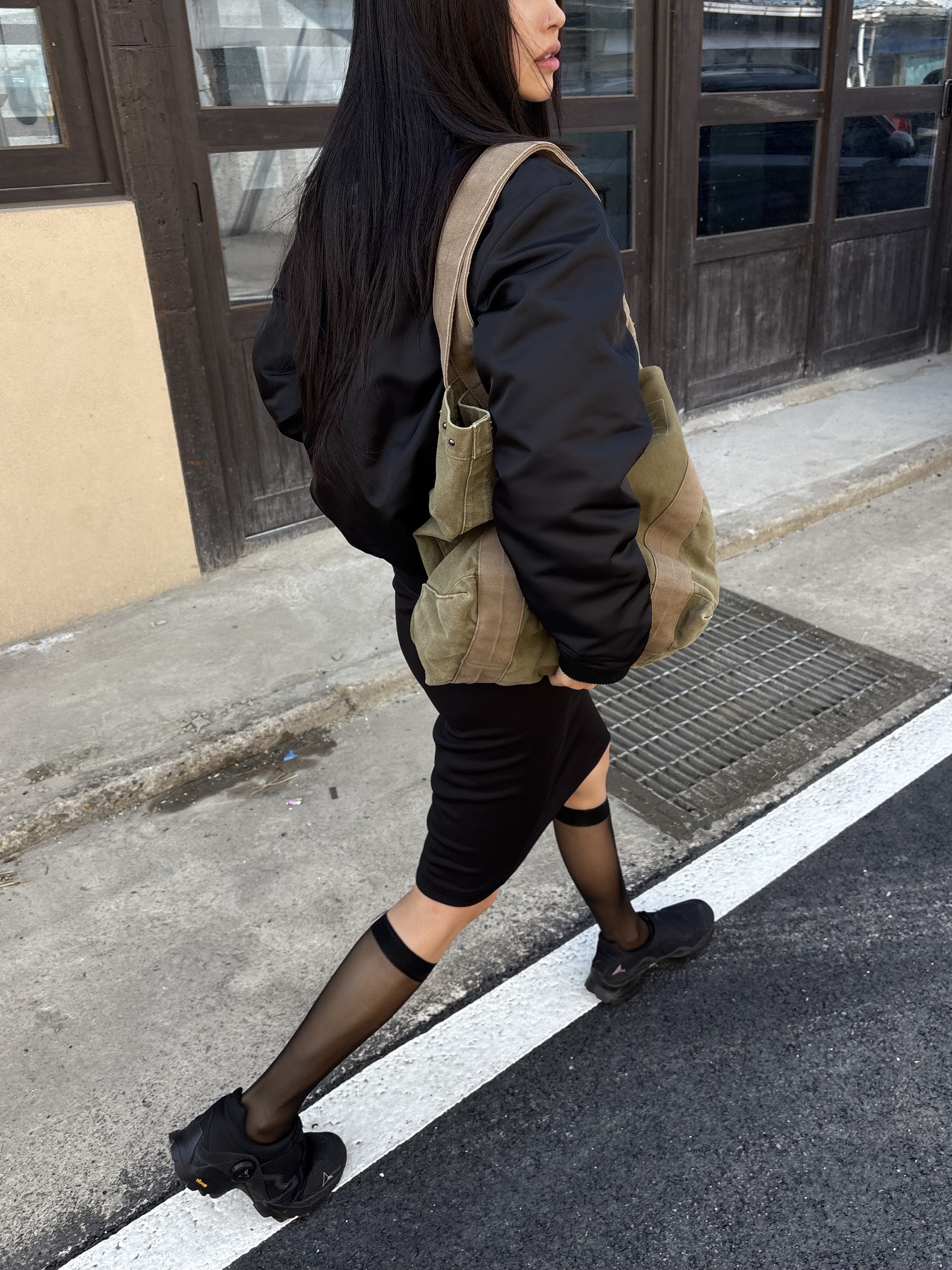 Roa Hiking Minaar Black 착용 스타일