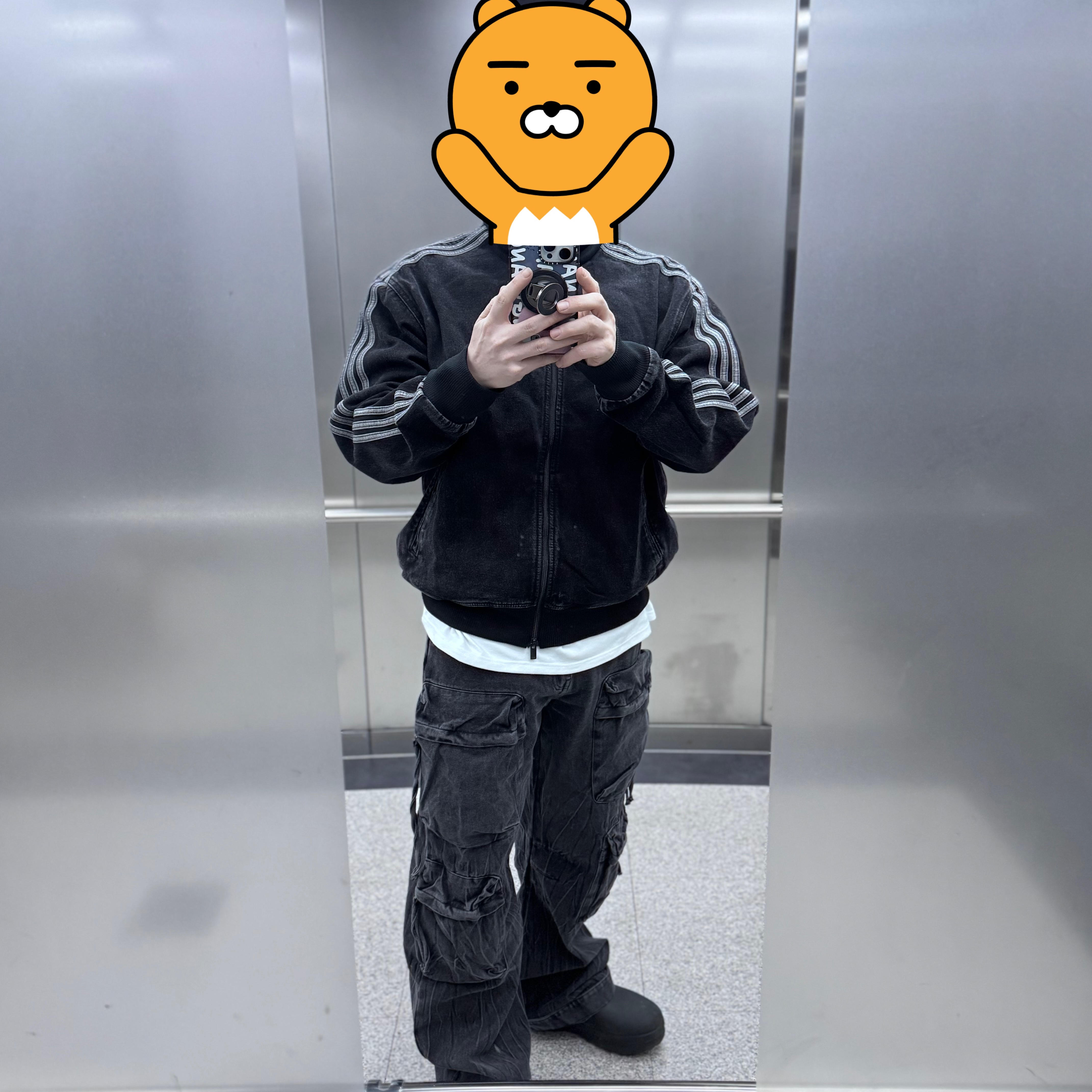 Adidas Adicolor Denim Firebird Track Top True Black Denim  - KR Sizing, (W) Adidas Adifom Stan Smith Mule Core Black 착용 스타일