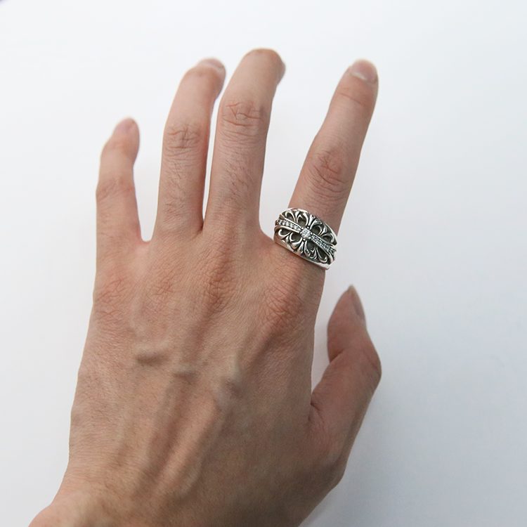 한스룸 크롬하츠 플로랄 크로스 링 파베 다이아몬드(Hansroom Chrome Hearts Floral Cross Ring Pave Diamond) - 4