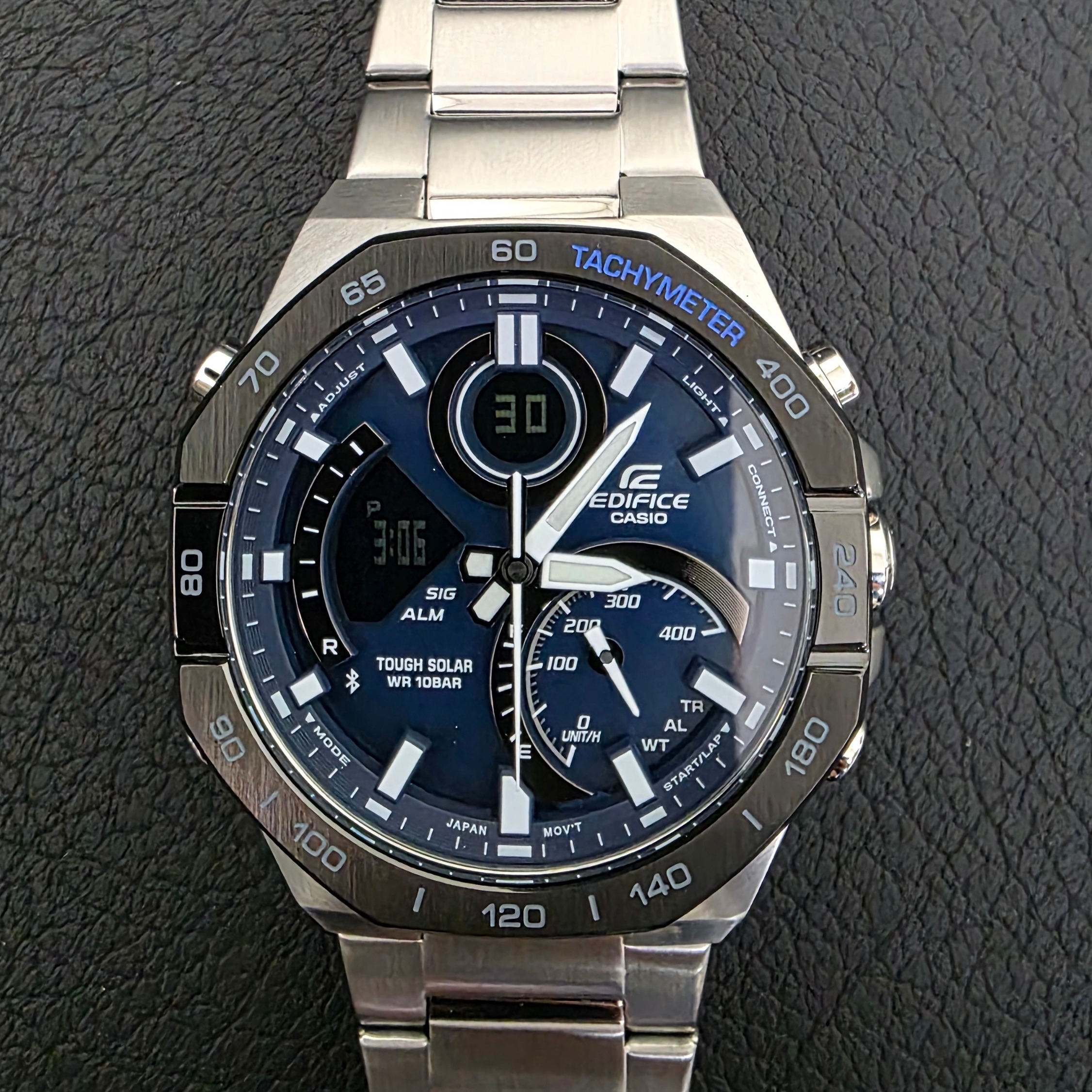 Casio ECB-950DB-2A 착용 스타일