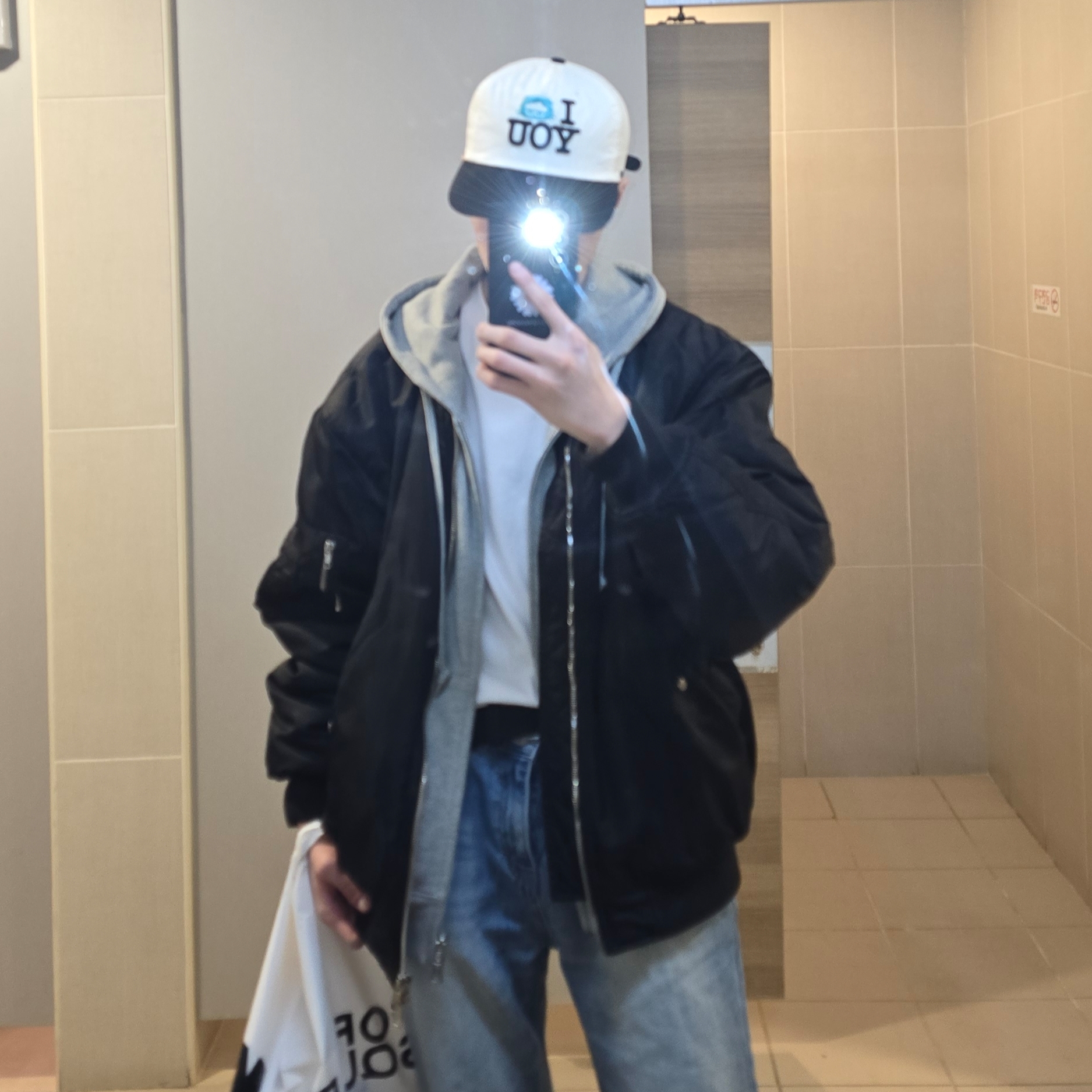 Zo&Friends Ball Cap I Zoa U White Black 착용 스타일