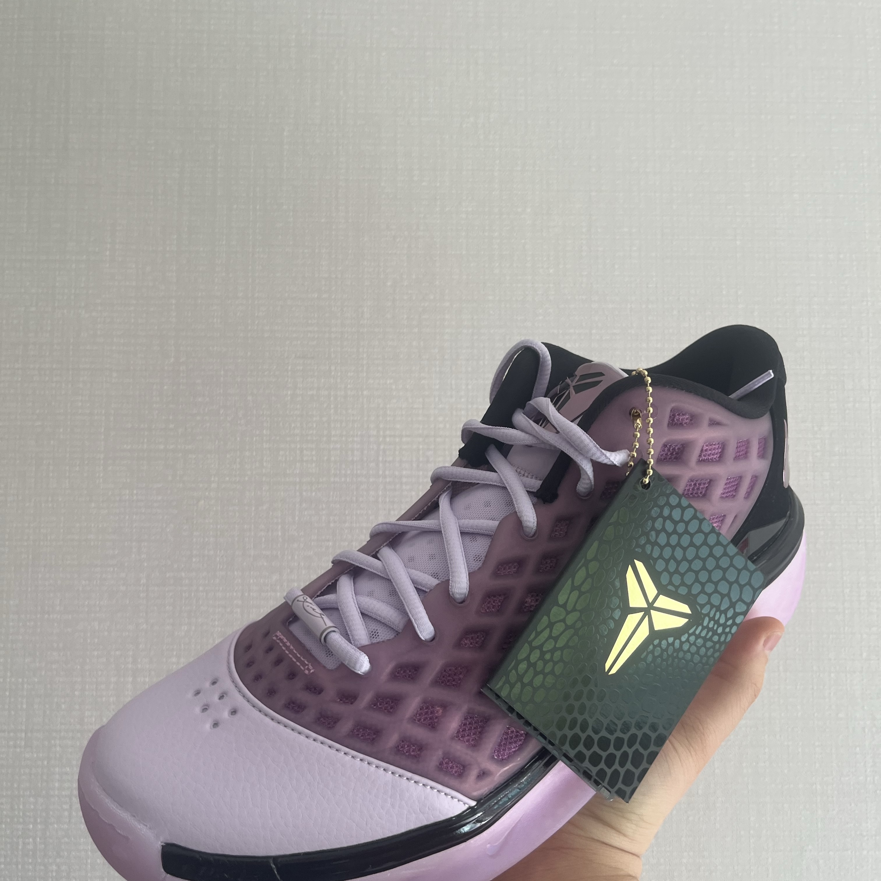 Nike Kobe 3 Low Protro Doll Pink Foam 착용 스타일 - 2