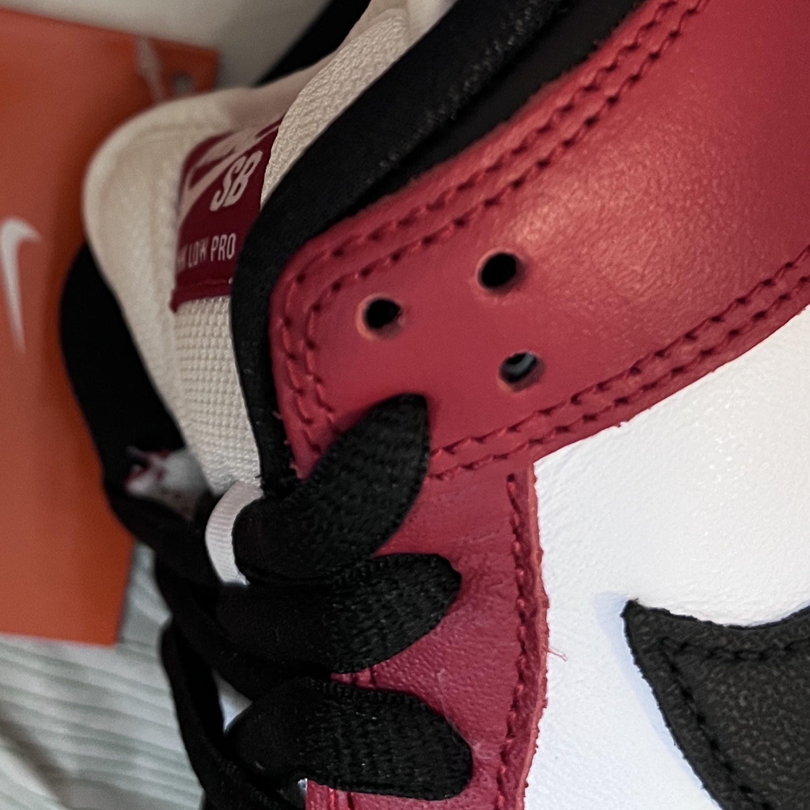 Nike SB Dunk Low Pro Chicago 착용 스타일