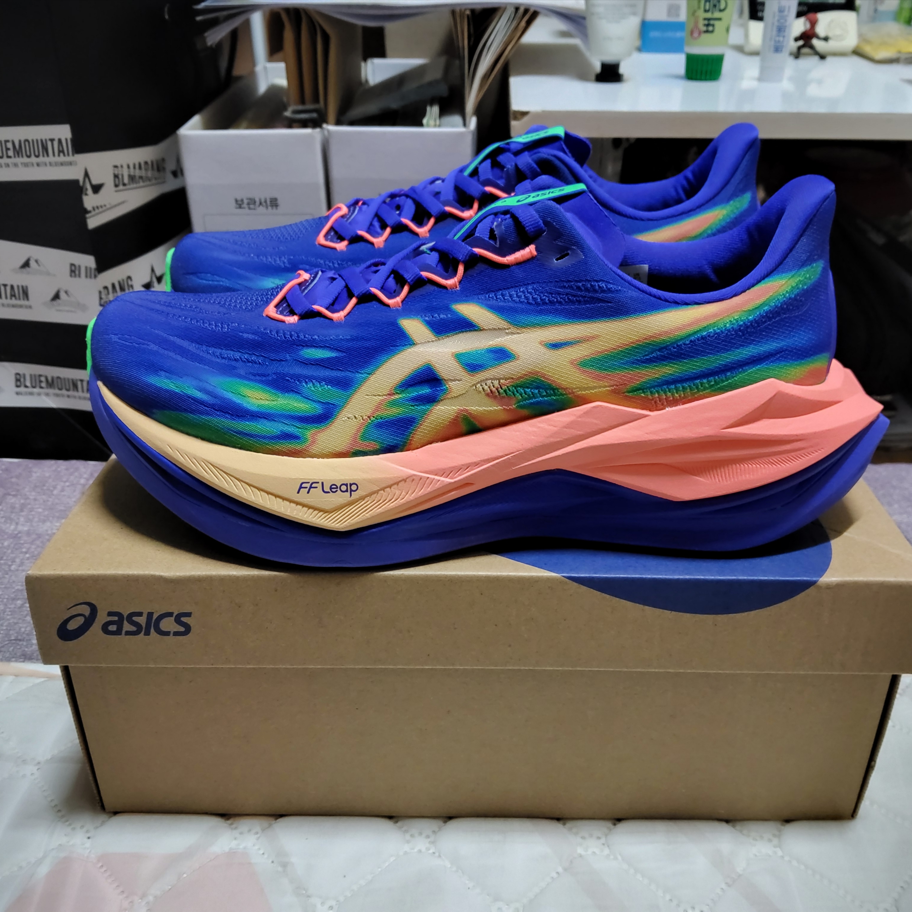 Asics Superblast 3 Cobalt Burst Light Orange 착용 스타일 - 1