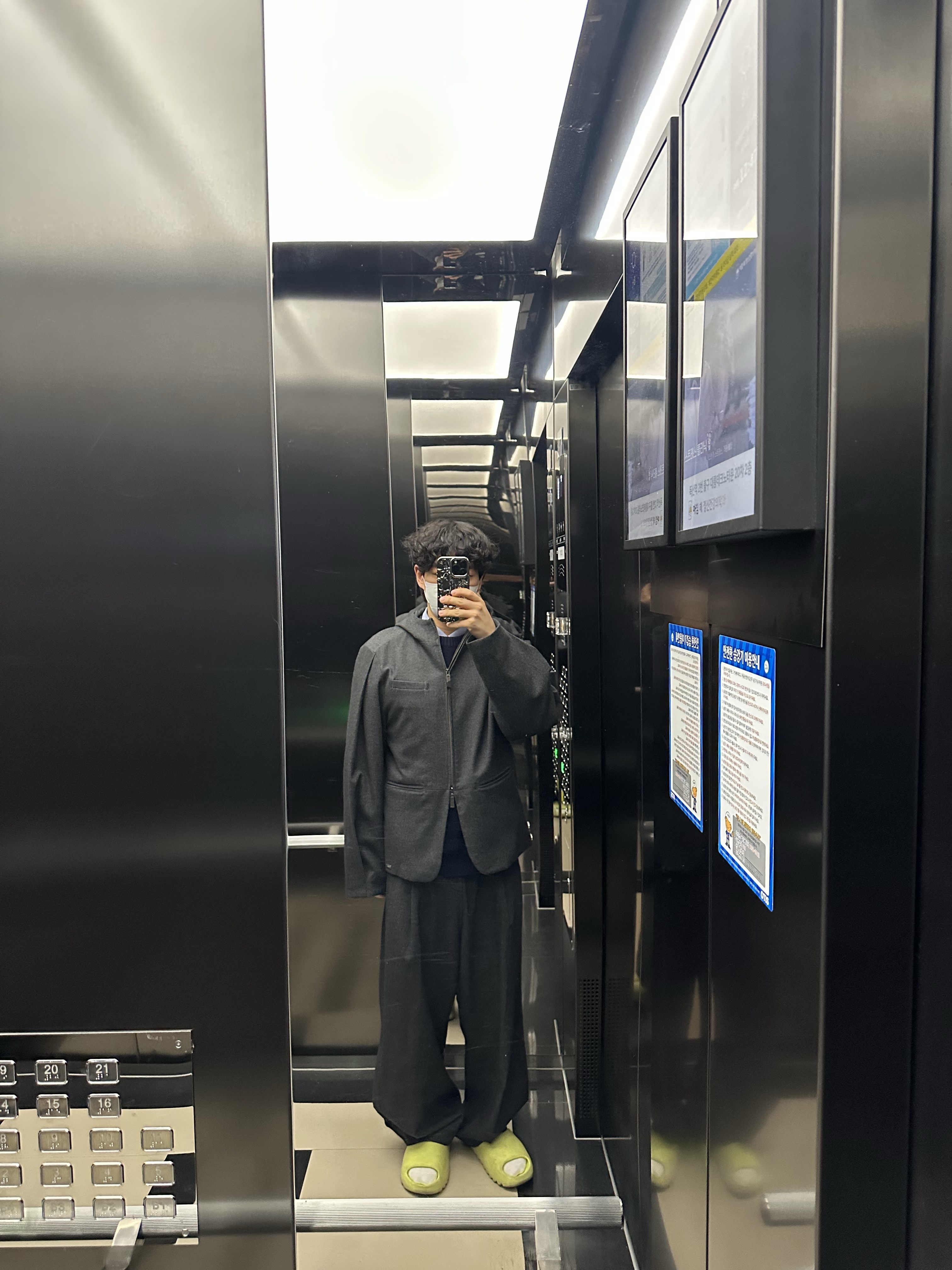 Ader Error Product 10 Semi Oversize Fit Jacket Grey, Ader Error Product 76 Wide Fit Slacks Grey 착용 스타일