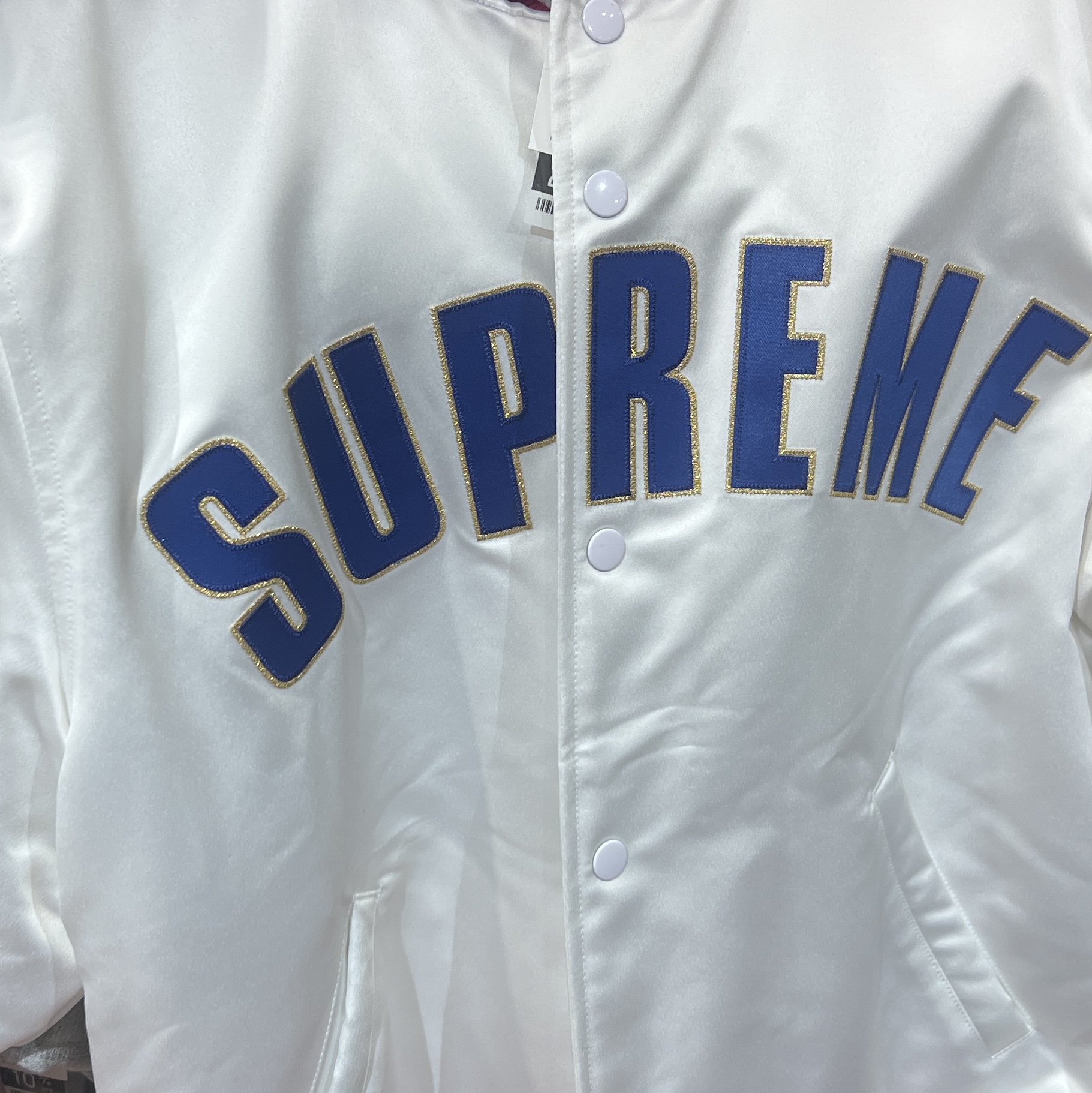 Supreme Mitchell & Ness Satin Varsity Jacket White - 21SS 착용 스타일