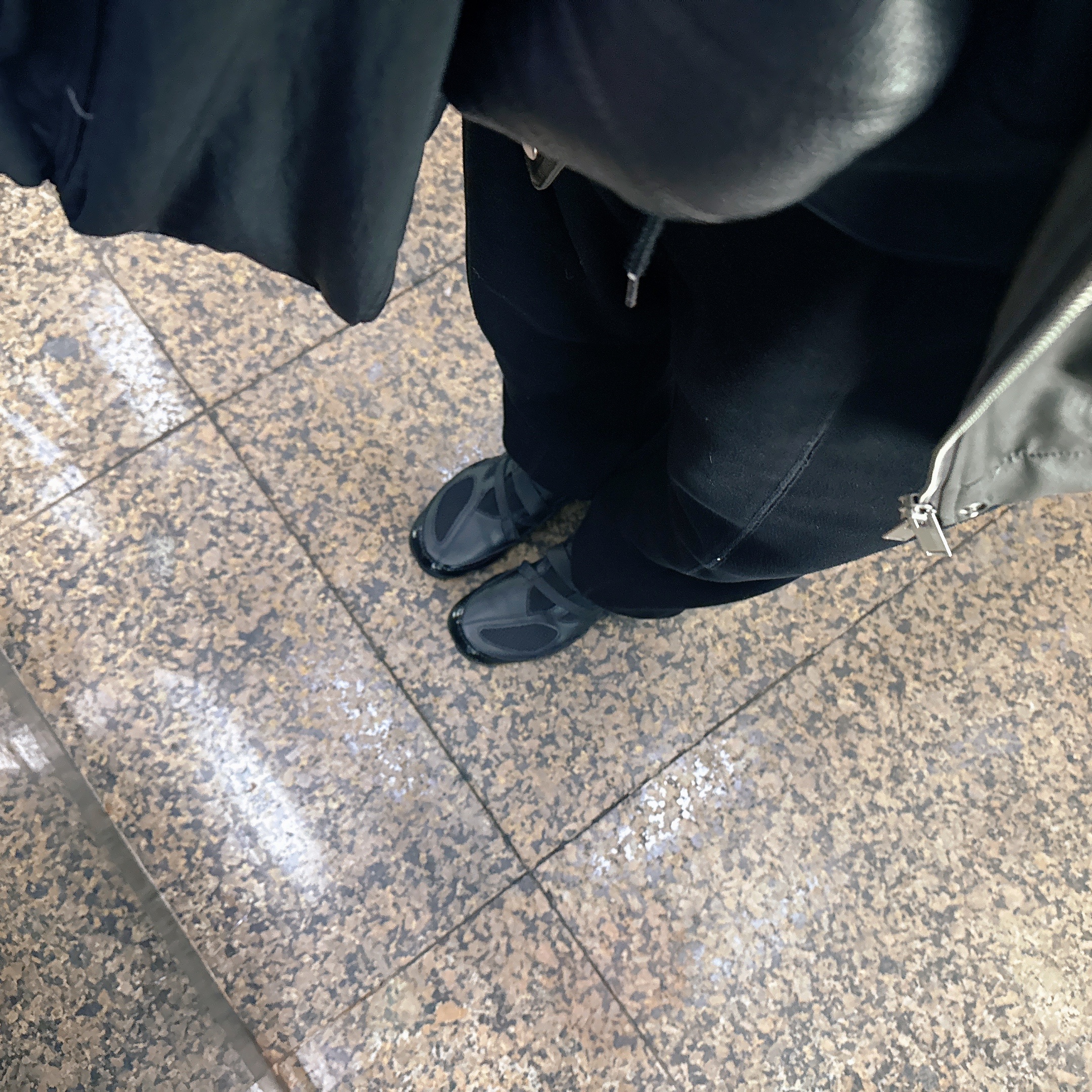 Asics x Issey Miyake Hyper Taping Black 착용 스타일