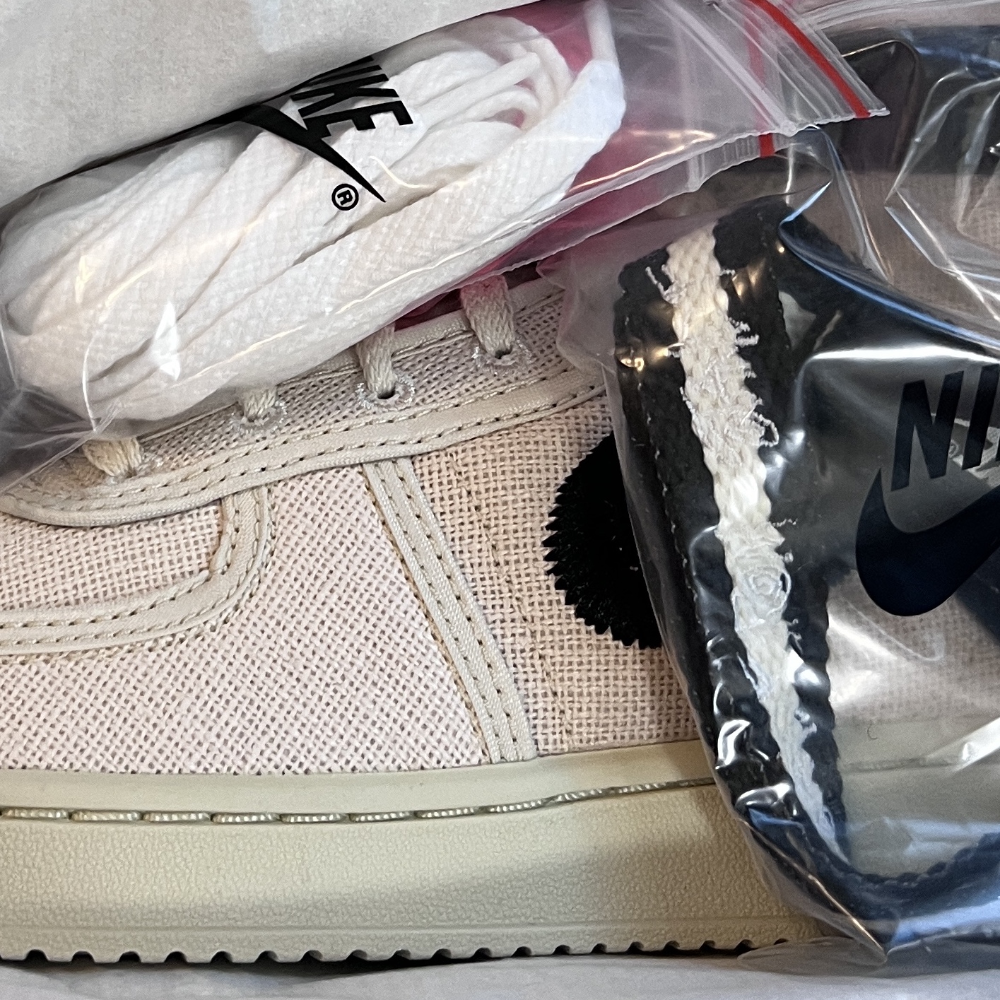 Nike x Stussy Vandal High Fossil 착용 스타일