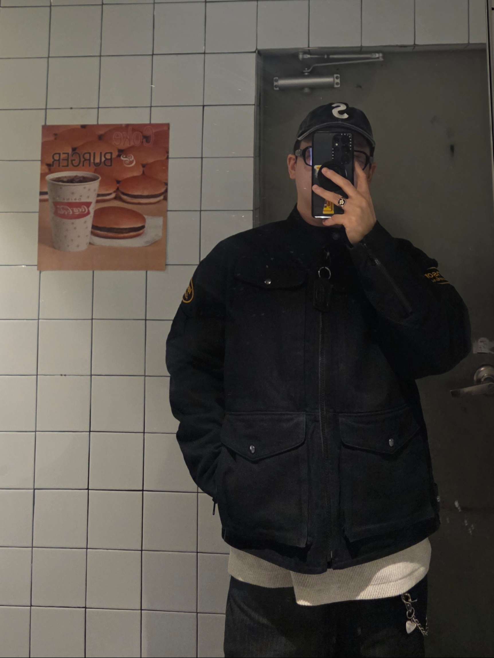 Supreme Pigment S Logo 6-Panel Black - 24FW, Supreme x Vanson Leathers Cordura Jacket Black - 26SS 착용 스타일 - 1
