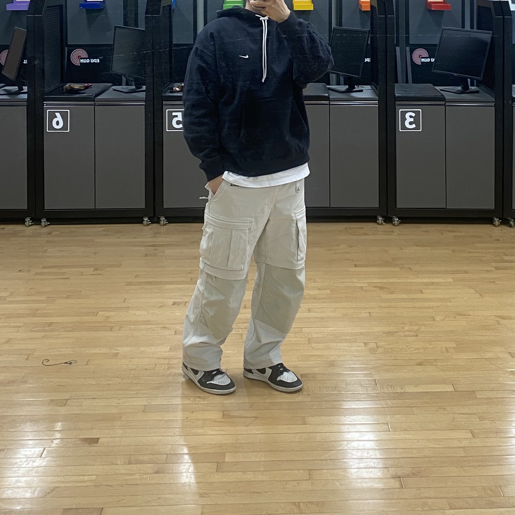 Nike Solo Swoosh Fleece Pullover Hoodie Black - Asia 착용 스타일