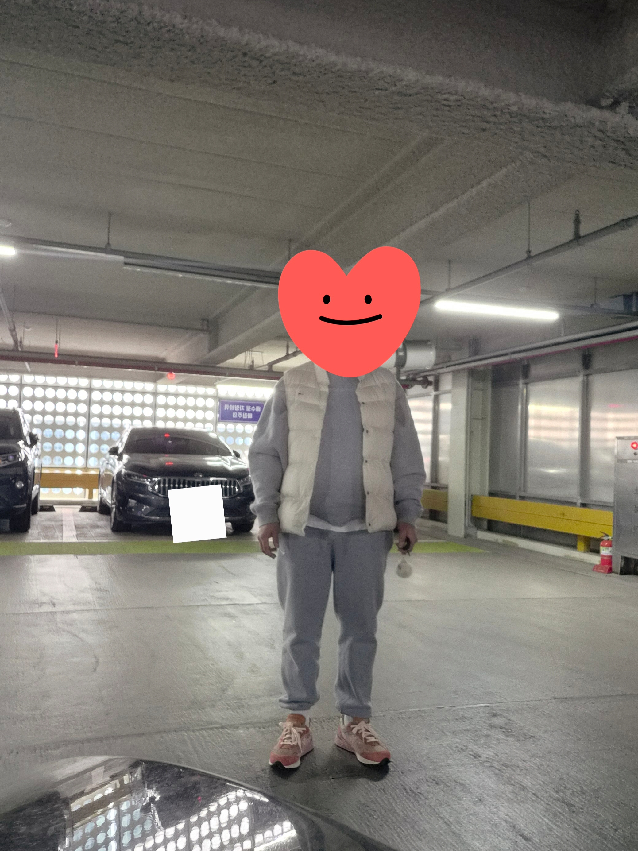 New Balance x Joe Freshgoods 992 Made in USA Aged Well, Nike x Stussy Everyday Plus Cushioned Crew Socks White (3 Pack) 착용 스타일