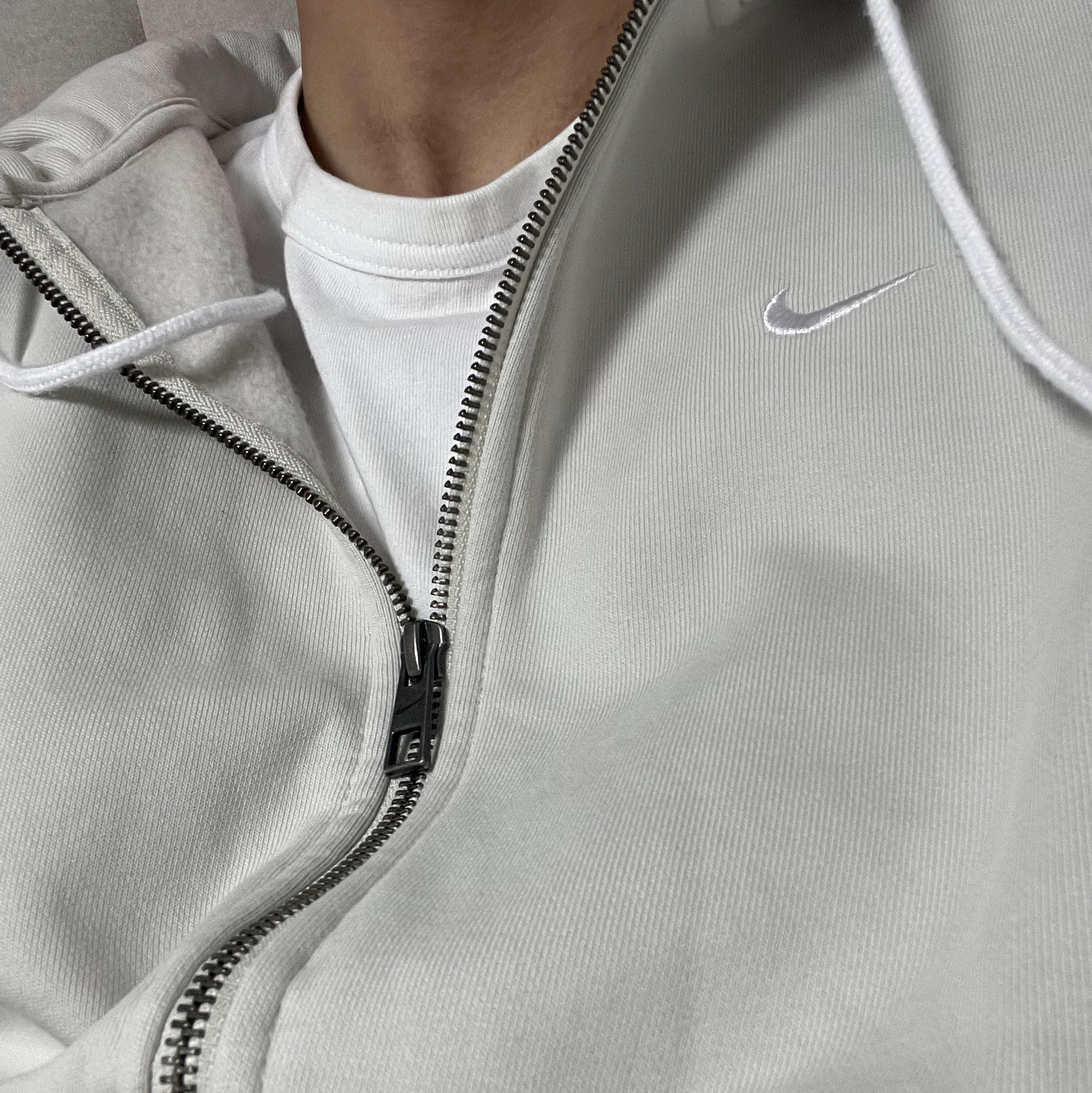 Nike NRG Solo Swoosh Full Zip Hoodie Light Bone White - Asia 착용 스타일