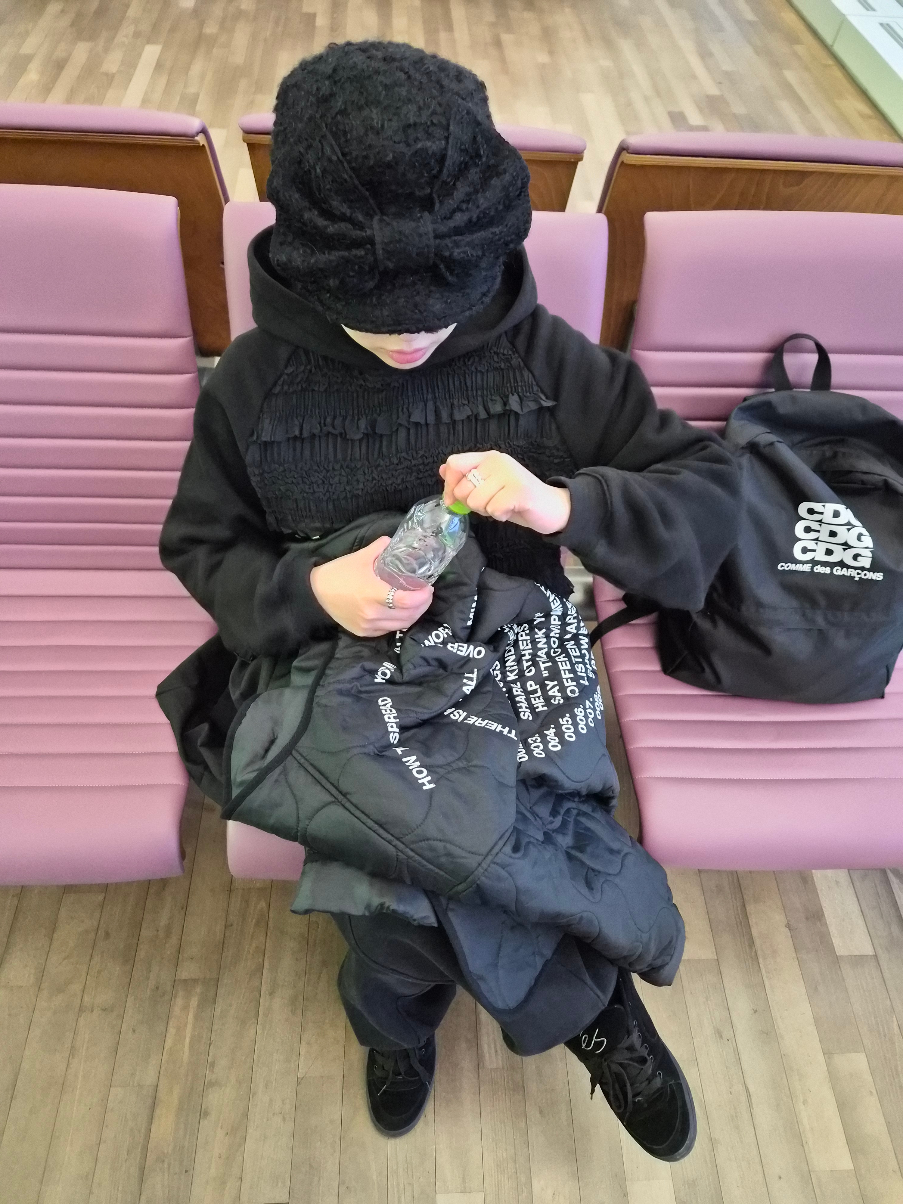 CDG Backpack Black, eS Accel OG Black 착용 스타일