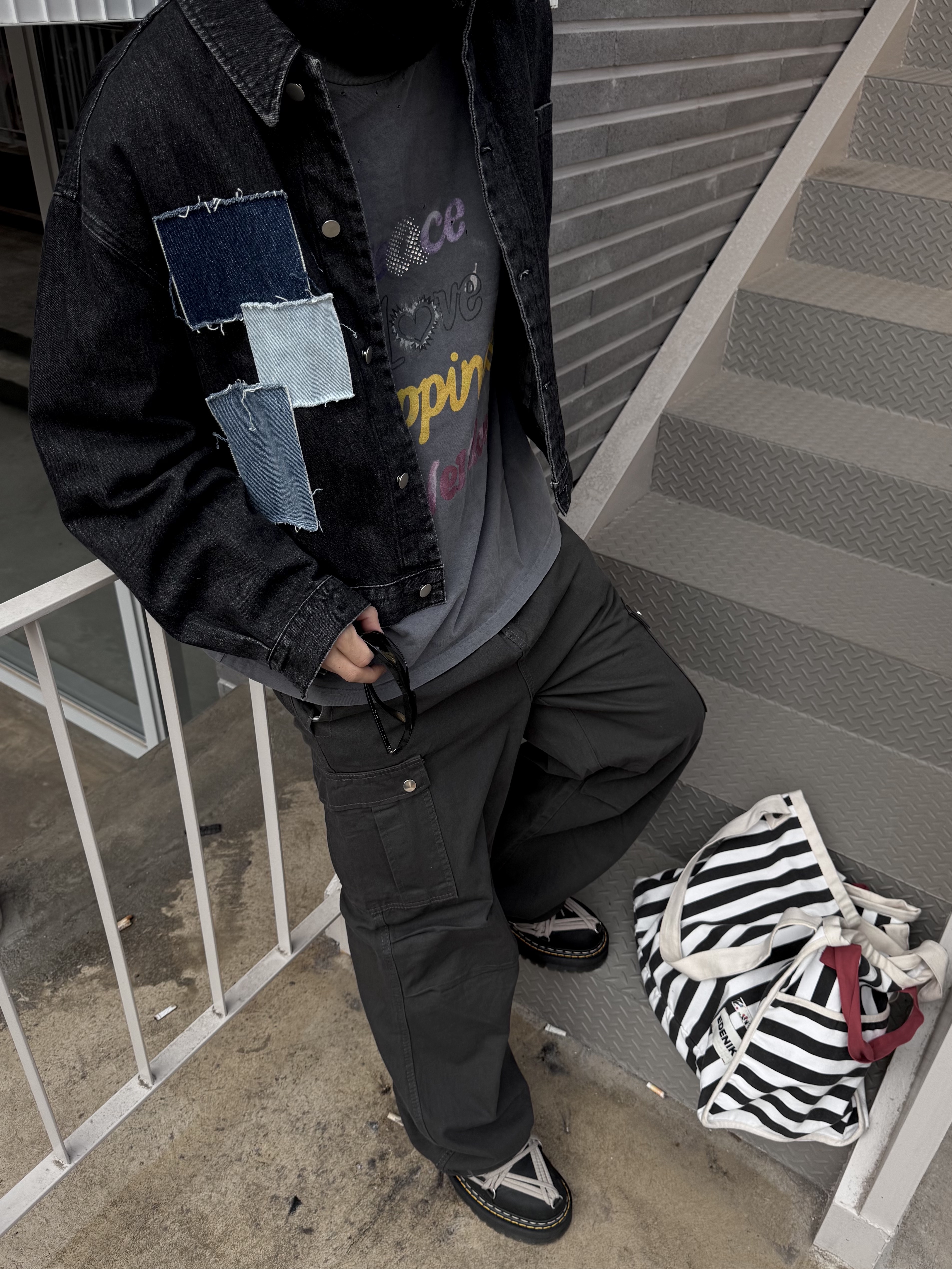 Dr. Martens x Rick Owens 1460 Quad Sole Mega Lace Boots Black 착용 스타일 - 1