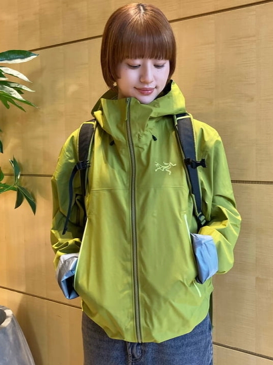 Arc'teryx Beta SL Jacket Olive Moss Euphoria 착용 스타일 - 1