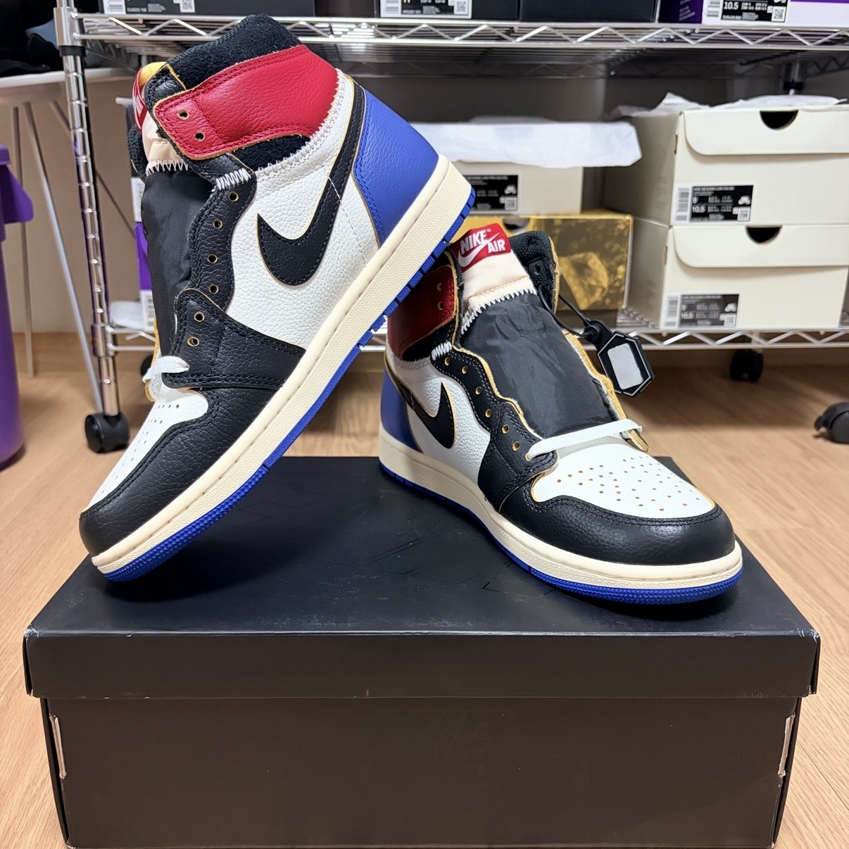 Jordan 1 x Fragment x Union LA Black and Varsity Red 착용 스타일