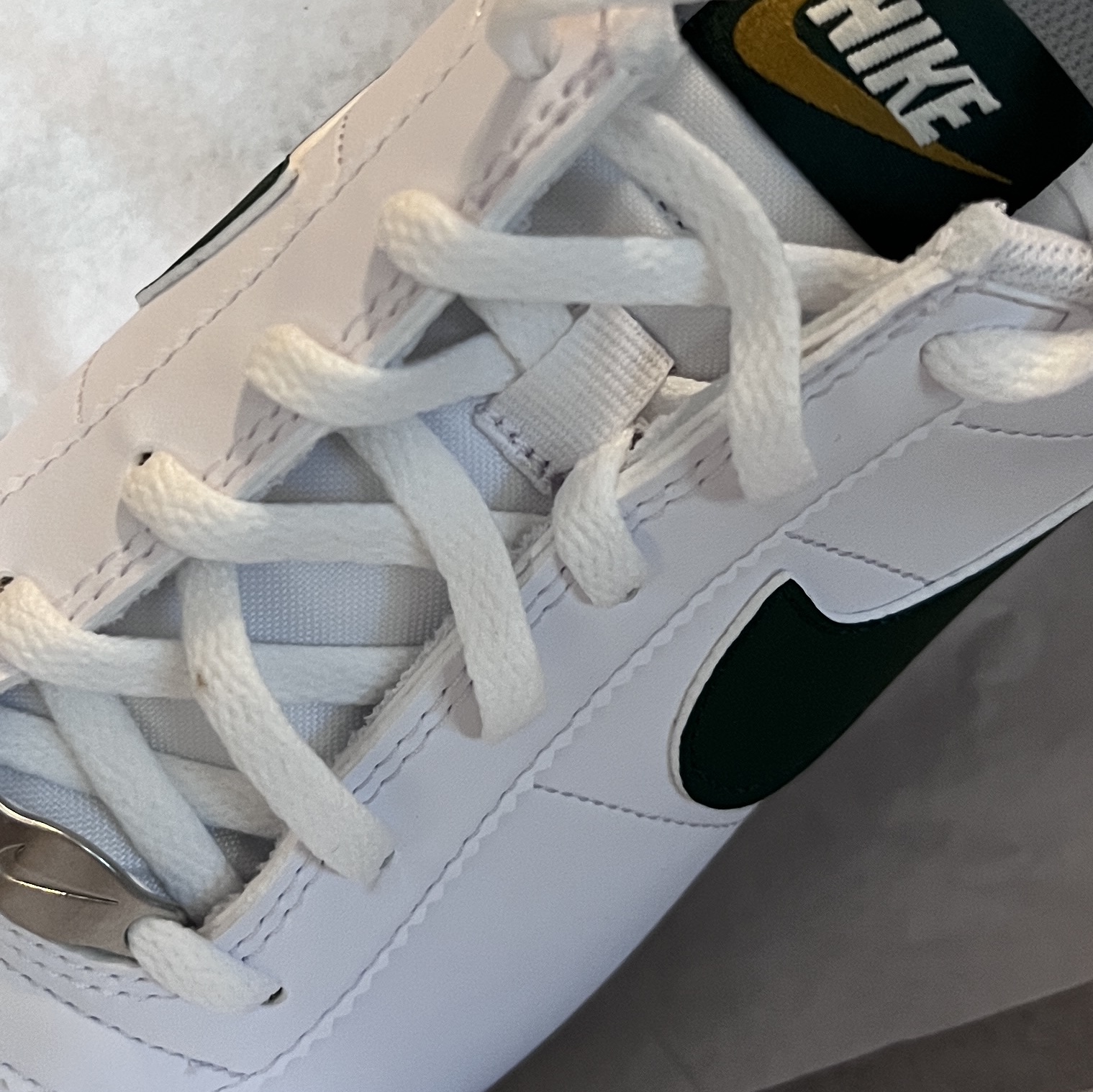 (GS) Nike Cortez White Black 착용 스타일