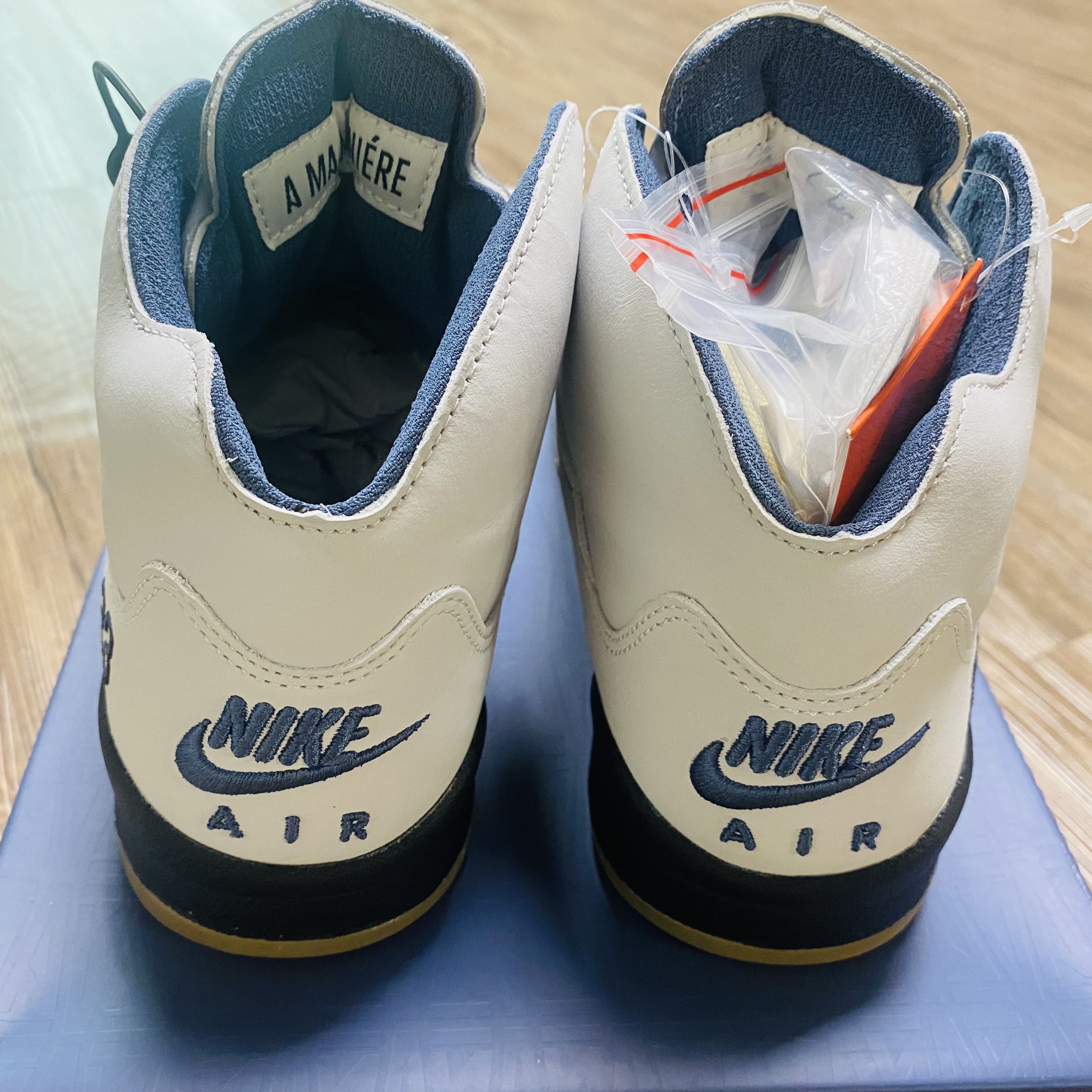 (W) Jordan 5 x A Ma Maniere Retro Dawn 착용 스타일 - 3