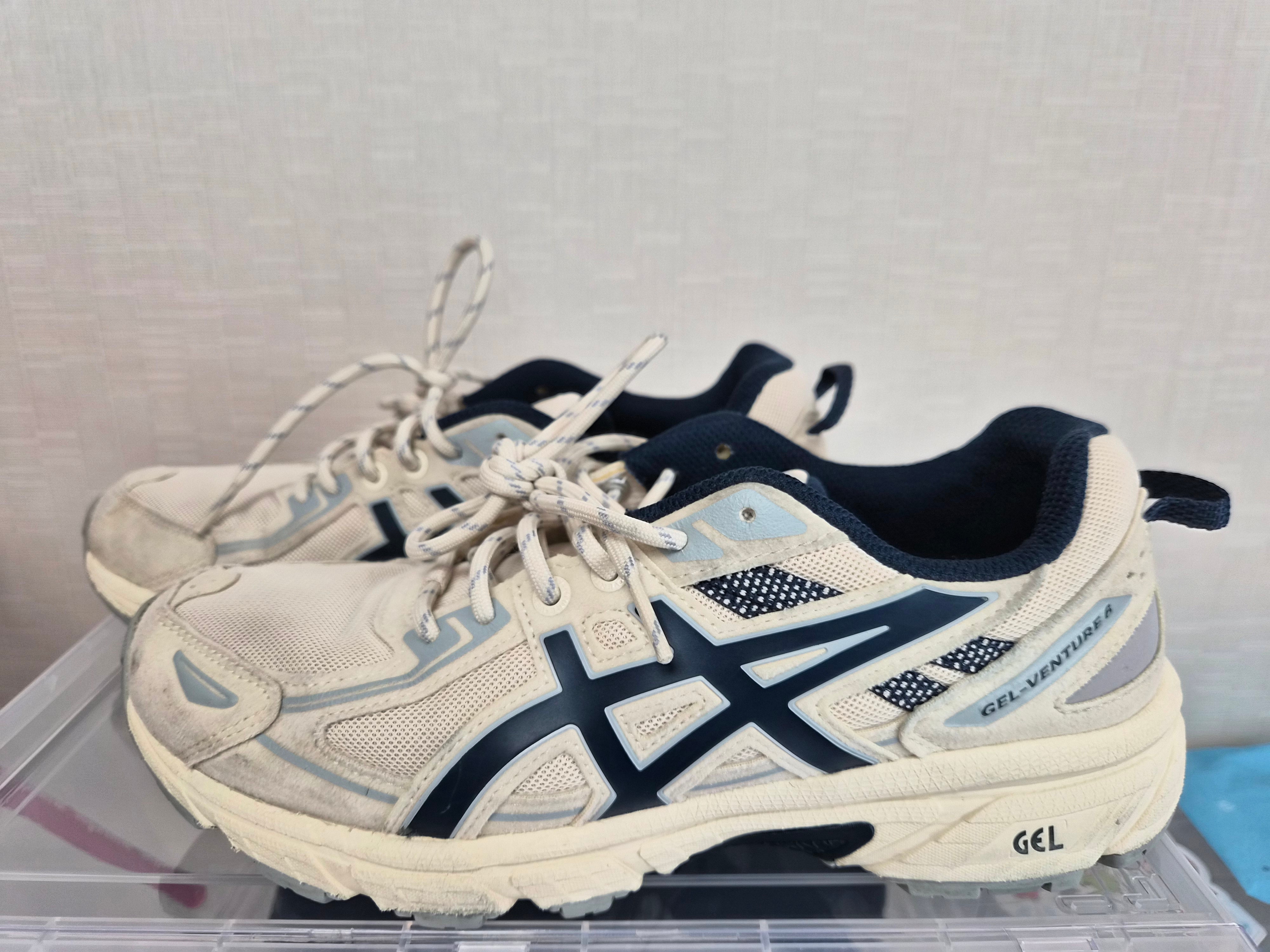 Asics Gel-Venture 6 SPS Birch French Blue 착용 스타일