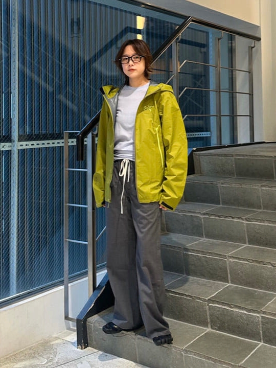 Arc'teryx Beta SL Jacket Olive Moss Euphoria 착용 스타일 - 9