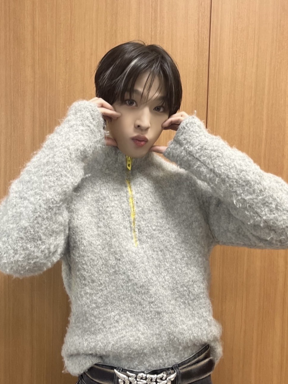 Diesel K-Eller Alpaca Woll Blended Knit Sweater Grey 착용 스타일 - 2