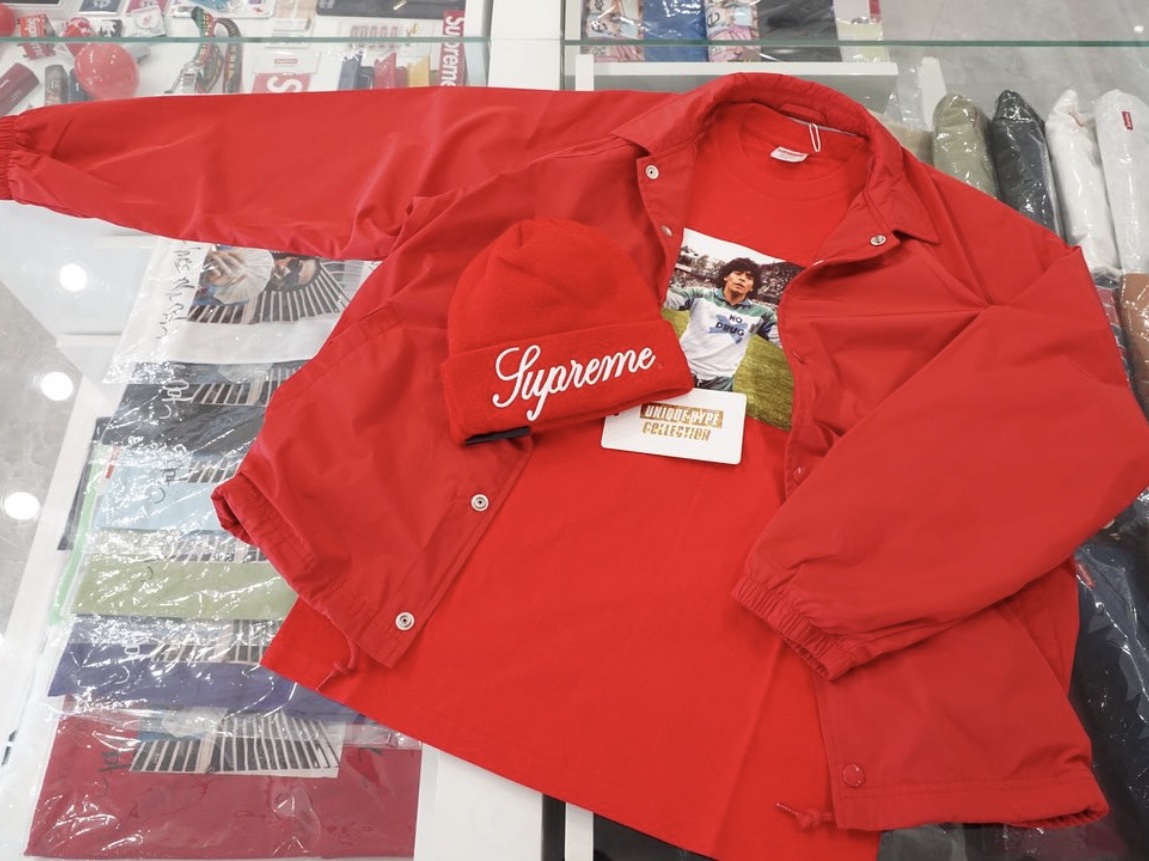 Supreme x Champion Coaches Jacket Red - 24SS 착용 스타일