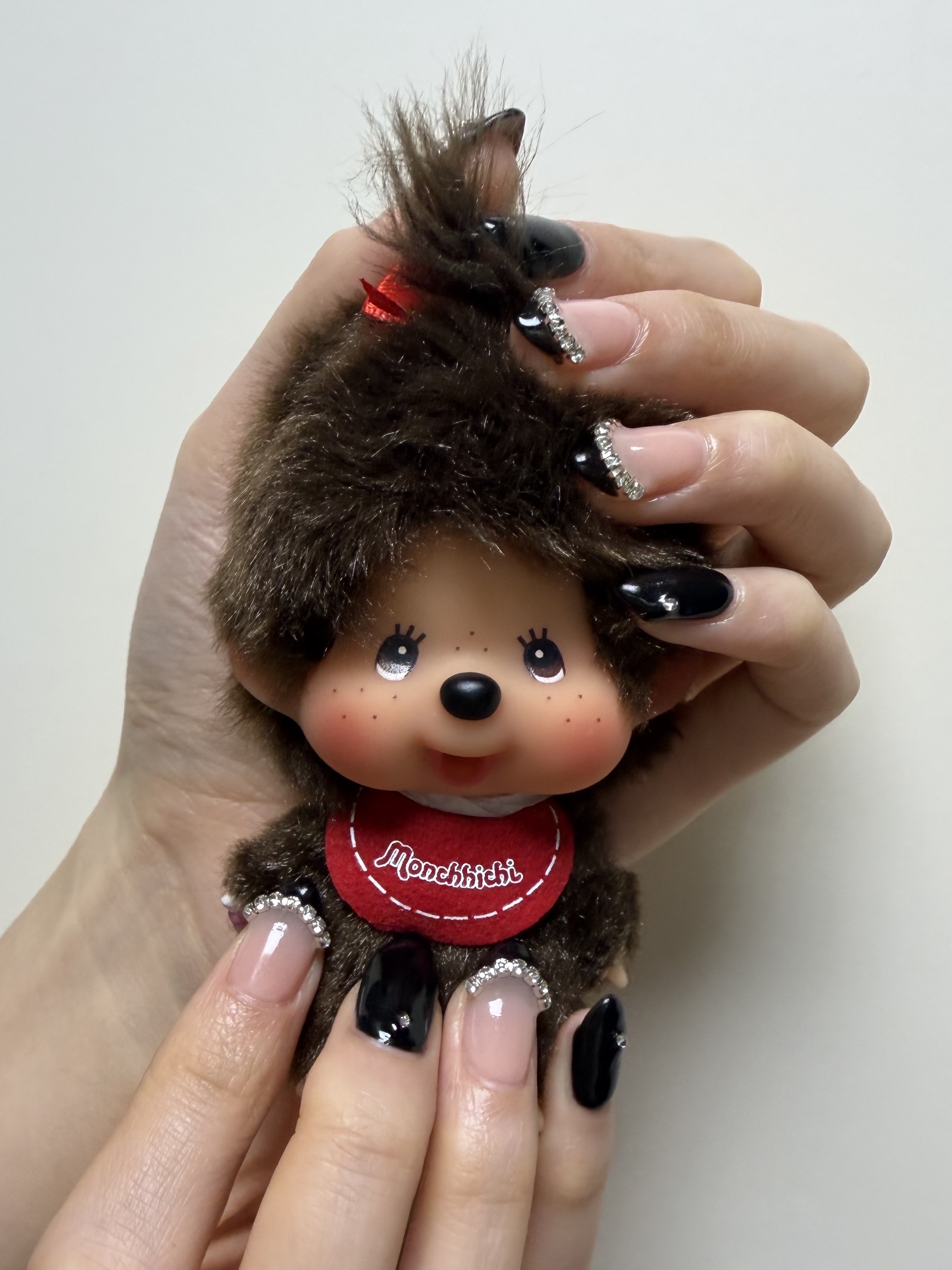 Monchhichi Bighead SS Girl Key Chain Brown 착용 스타일