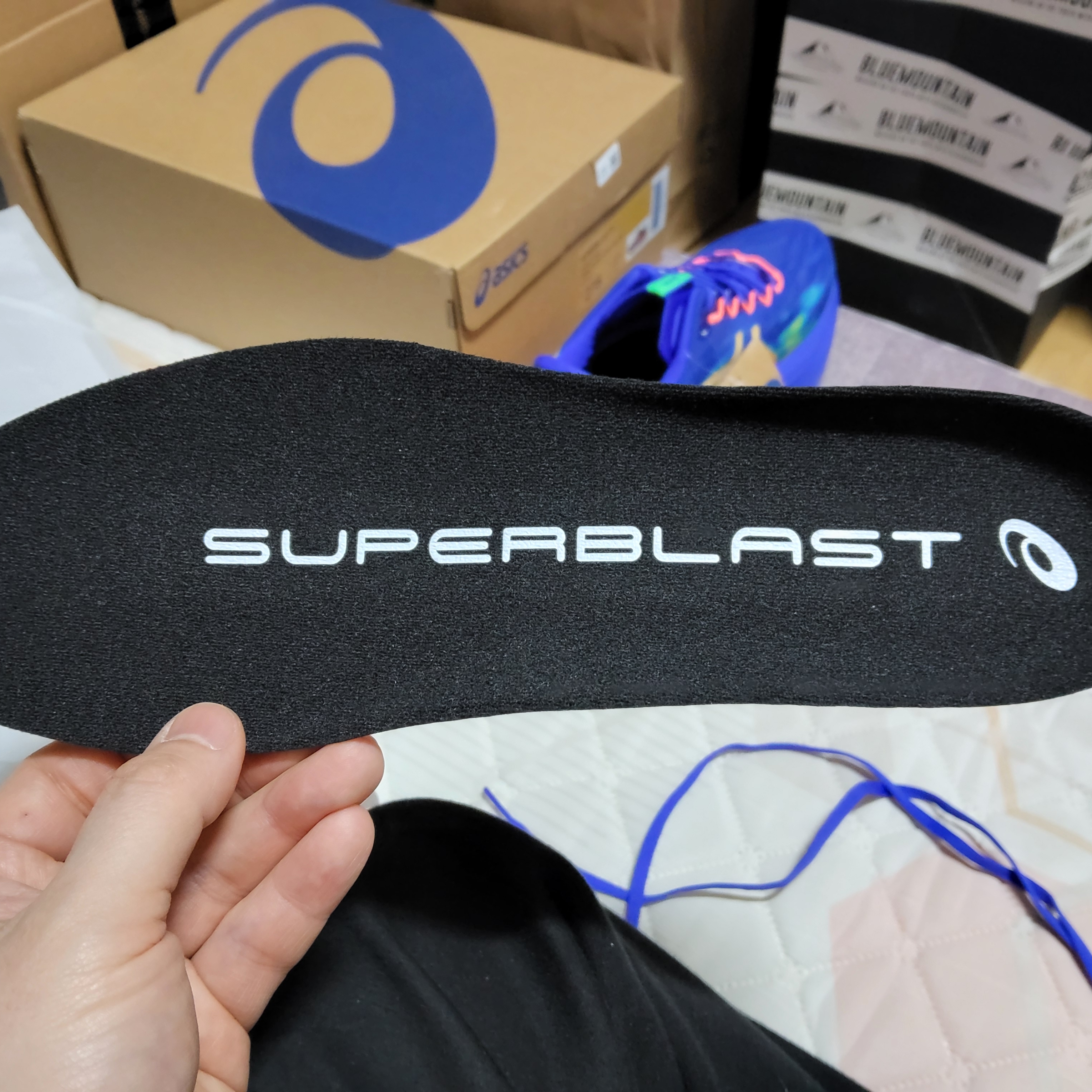 Asics Superblast 3 Cobalt Burst Light Orange 착용 스타일 - 8