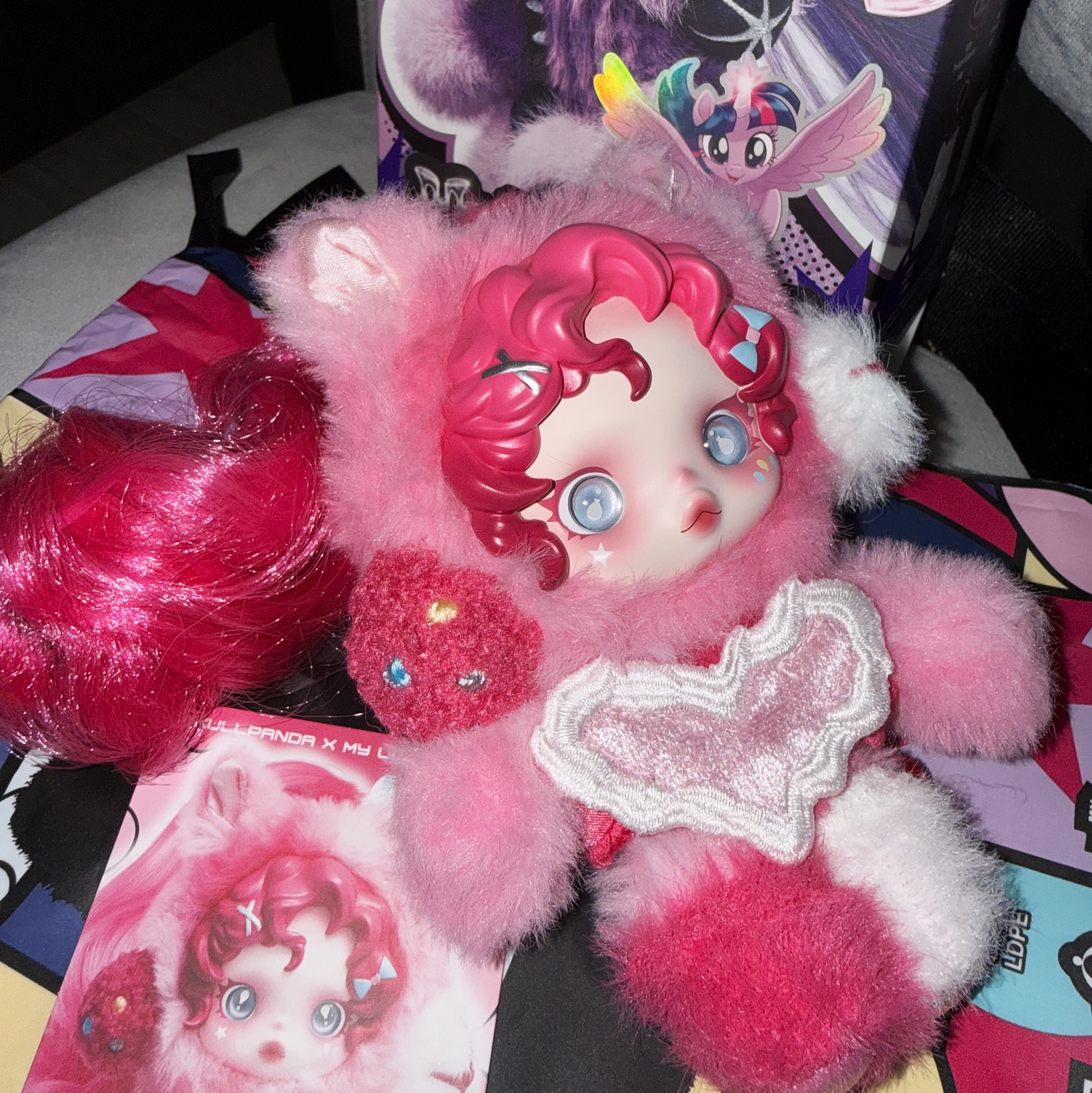 Pop Mart Skullpanda x My Little Pony Series Plush Doll Pendant Pinkie Pie (Opened Case) 착용 스타일 - 1