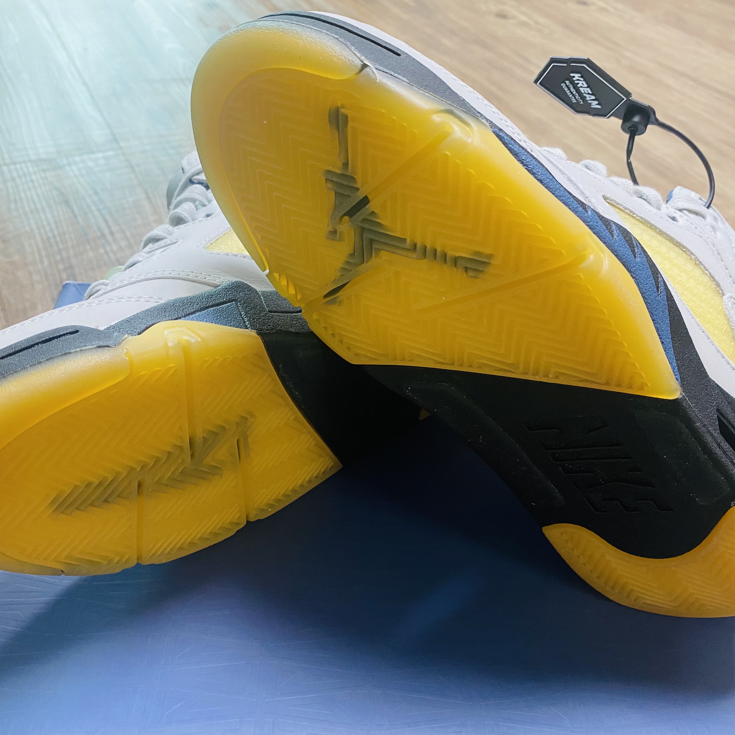 (W) Jordan 5 x A Ma Maniere Retro Dawn 착용 스타일 - 5