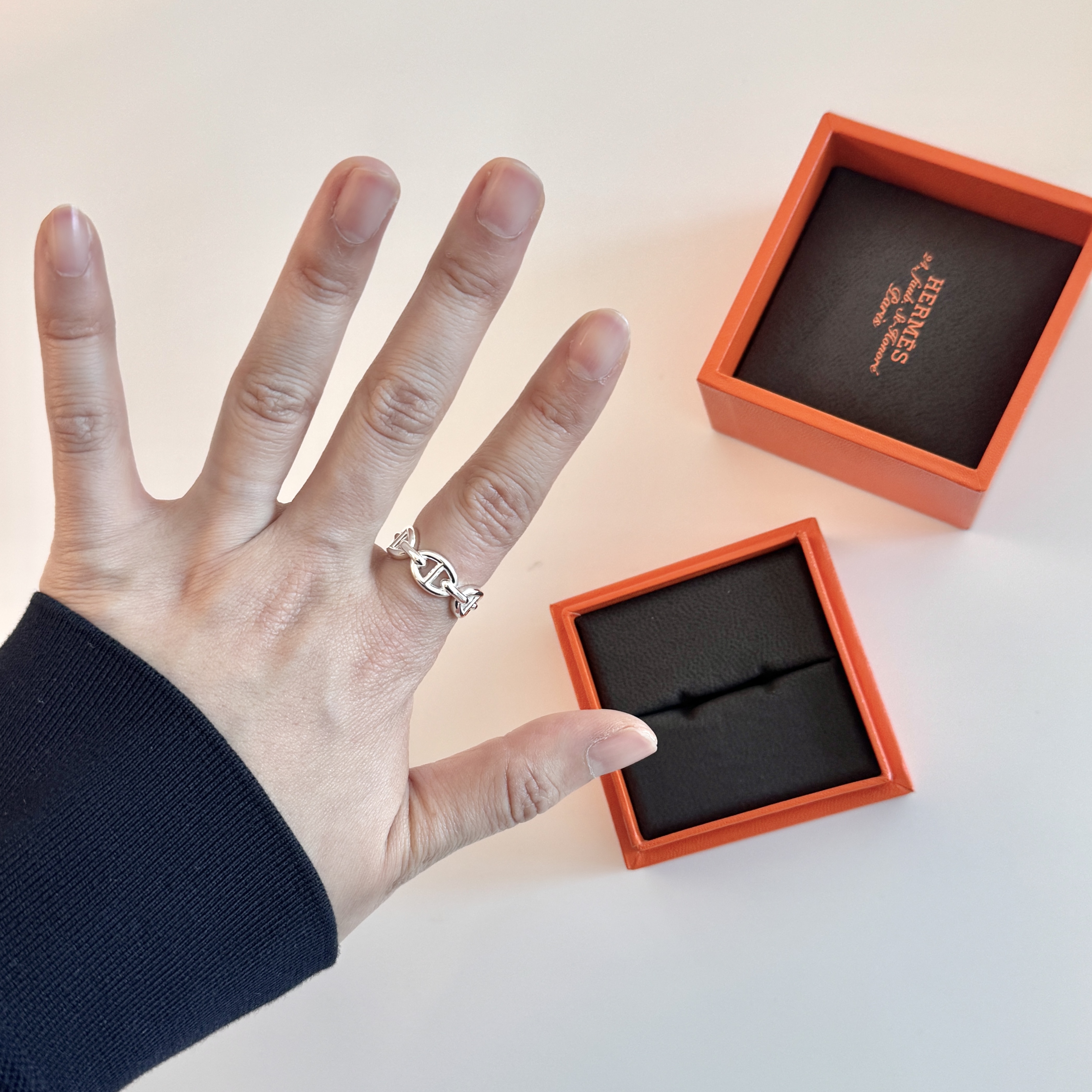 (W) Hermes Small Chaine D'Ancre Enchainee Ring Sterling Silver 착용 스타일
