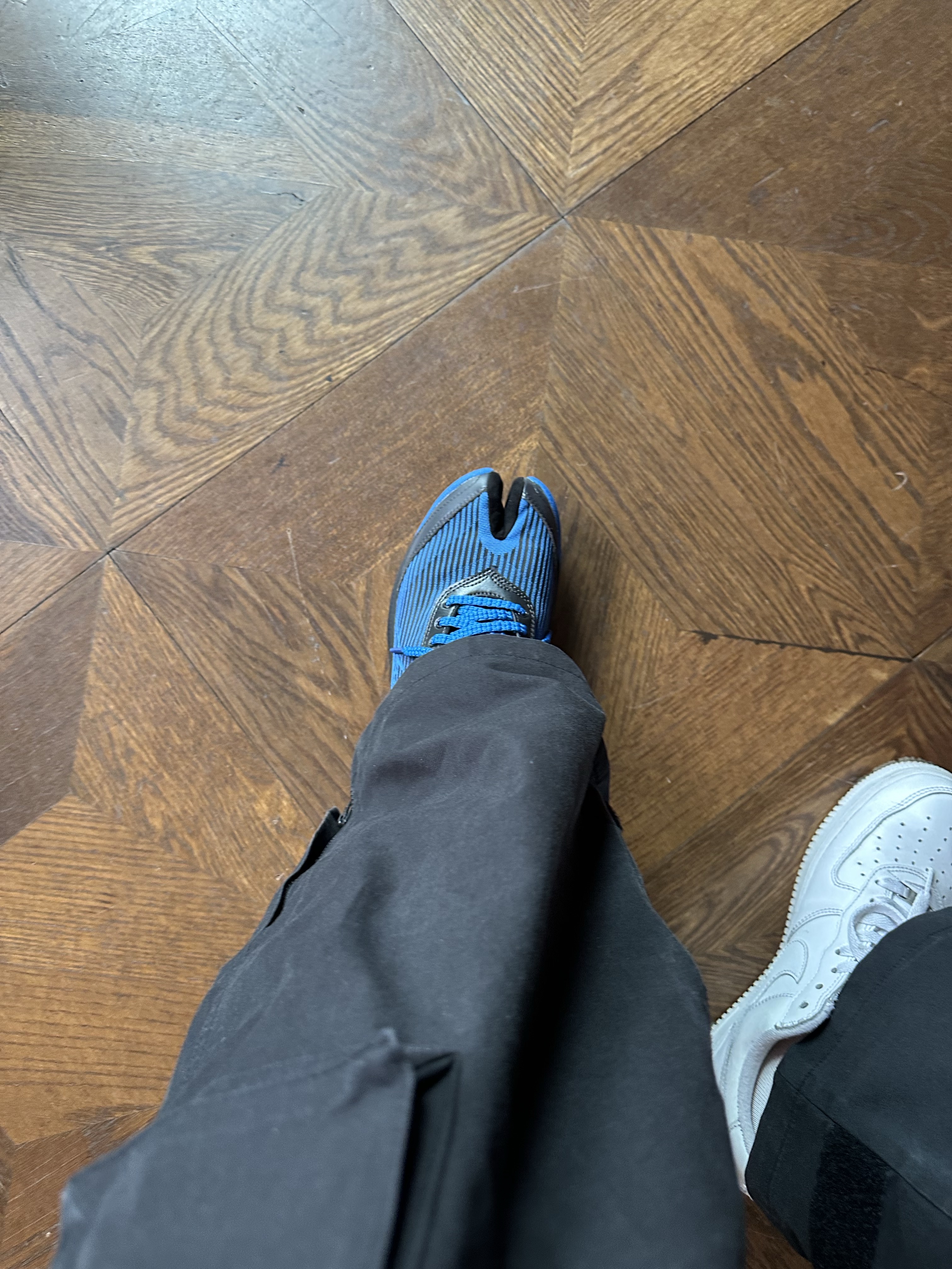 Asics x Kiko Kostadinov Ilargi FF Electric Blue 착용 스타일