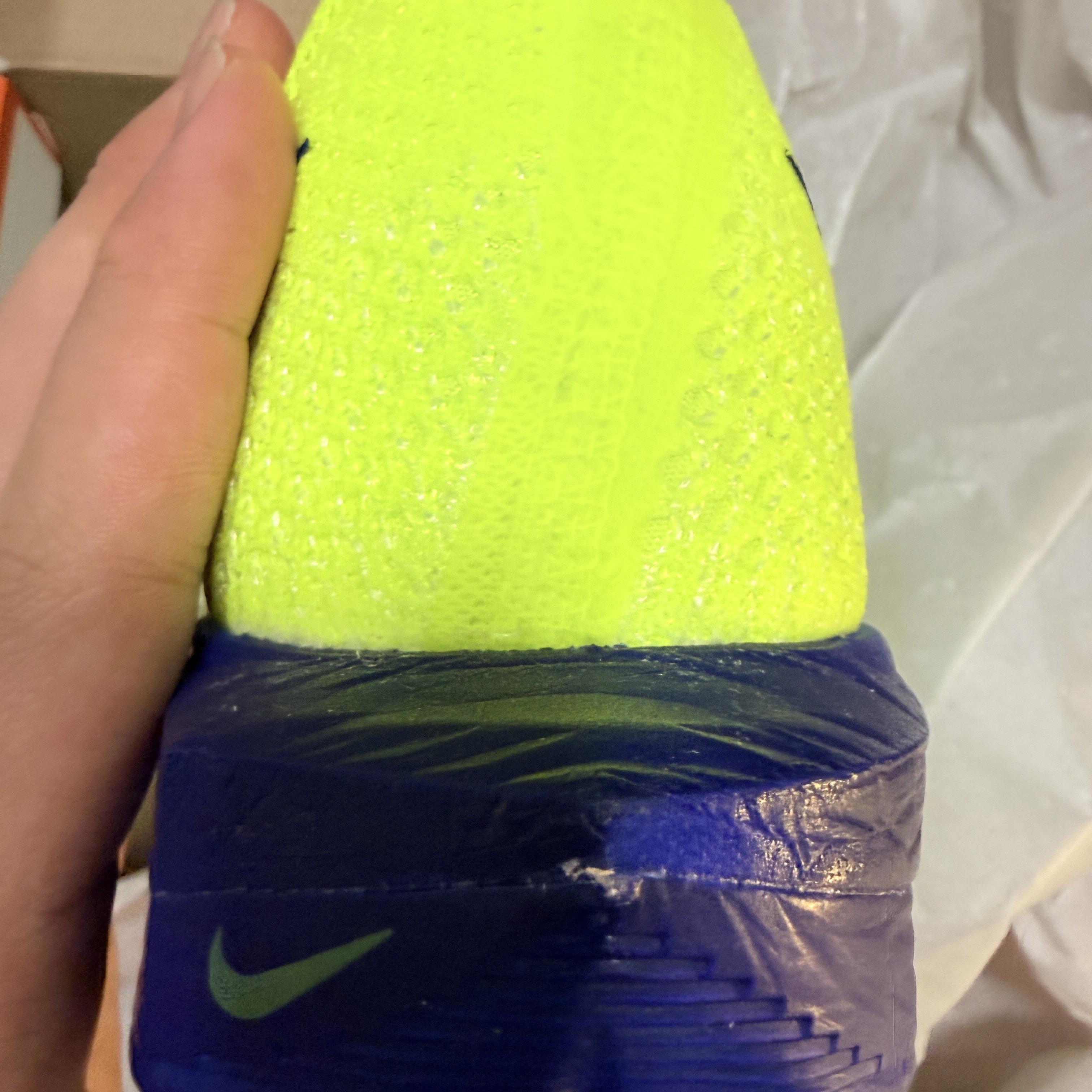 Nike ZoomX Vaporfly Next% 3 Volt Scream Green 착용 스타일 - 2