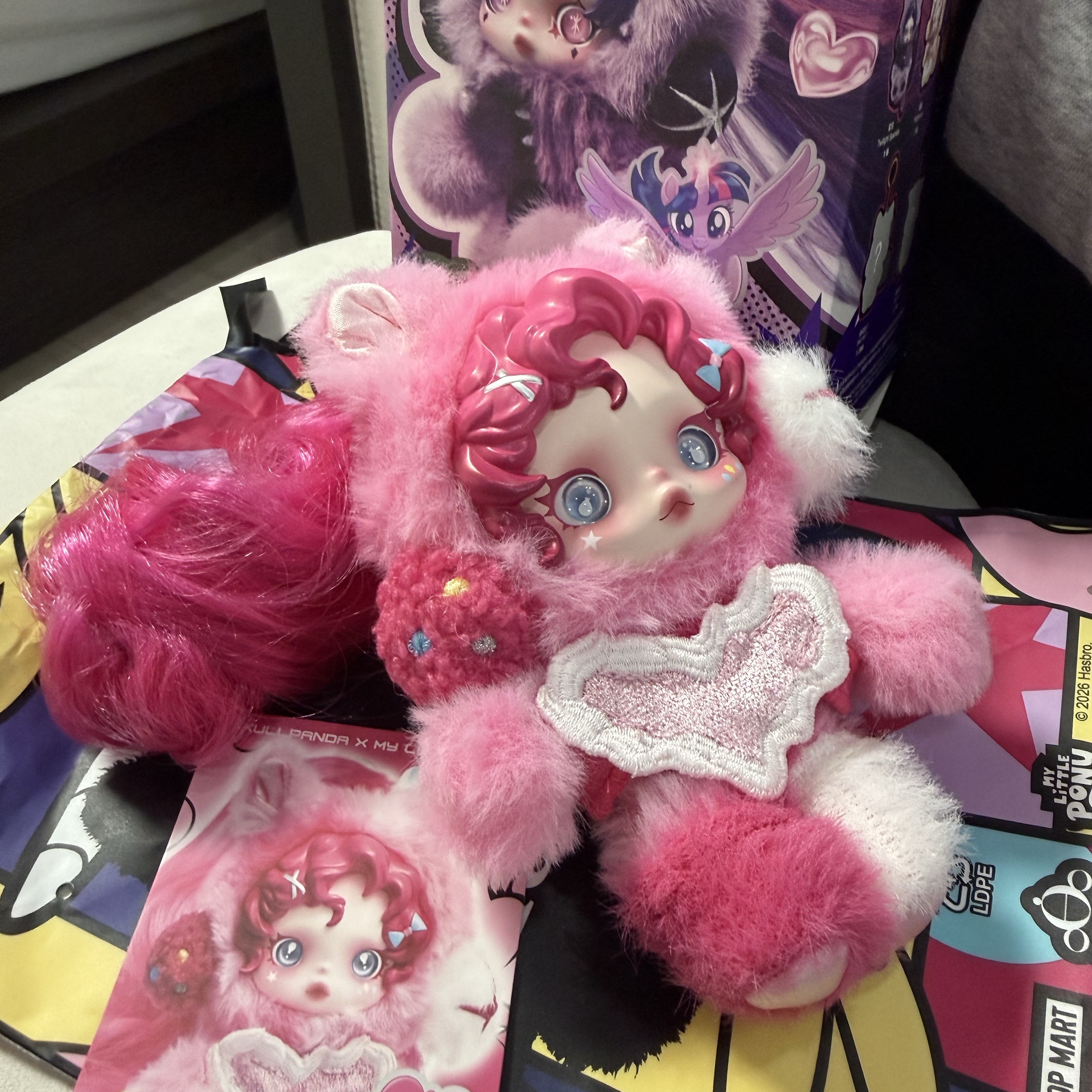 Pop Mart Skullpanda x My Little Pony Series Plush Doll Pendant Pinkie Pie (Opened Case) 착용 스타일 - 2