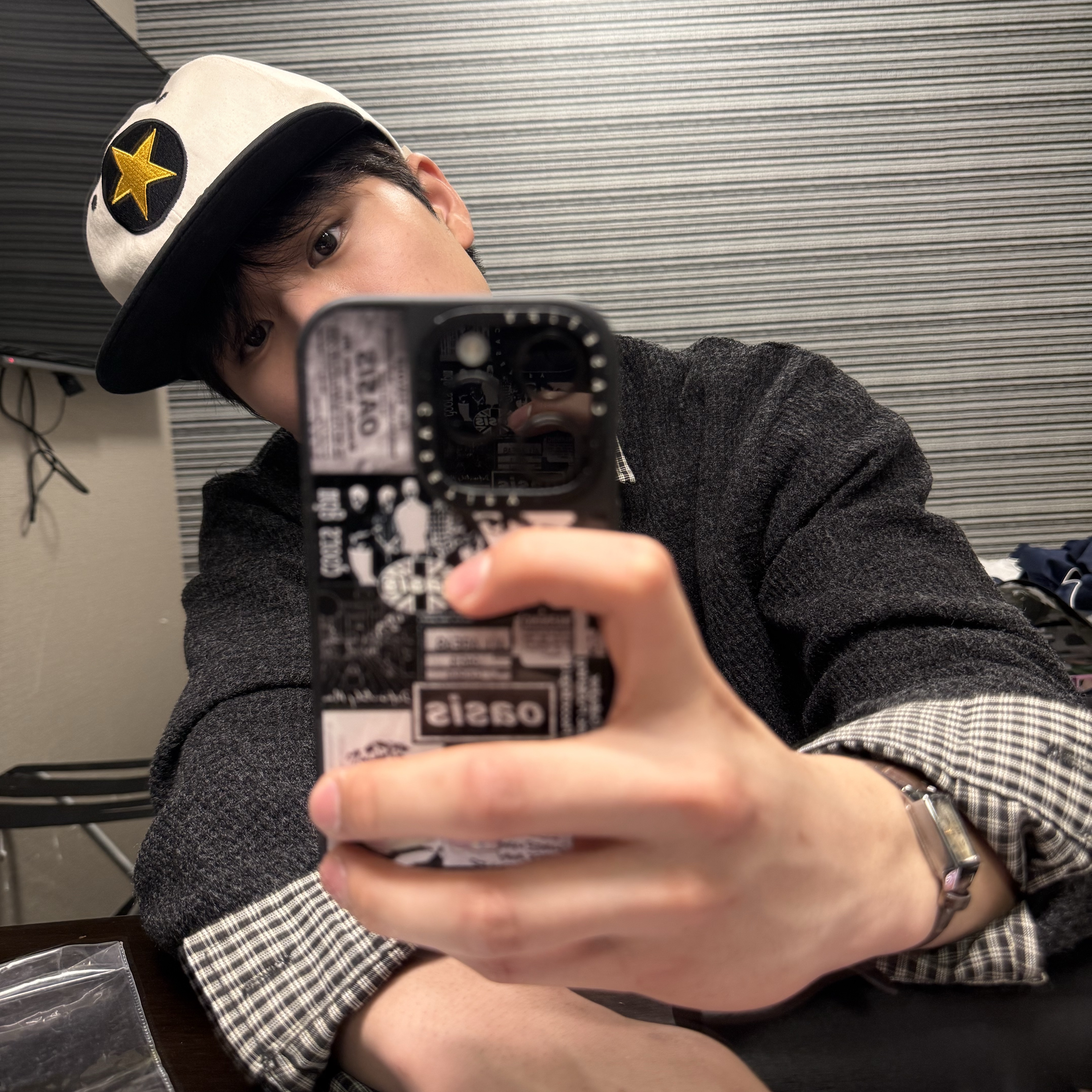 Aoiro KYUSHU Star ビール Cap, Casio LTP-V007L-9B 착용 스타일