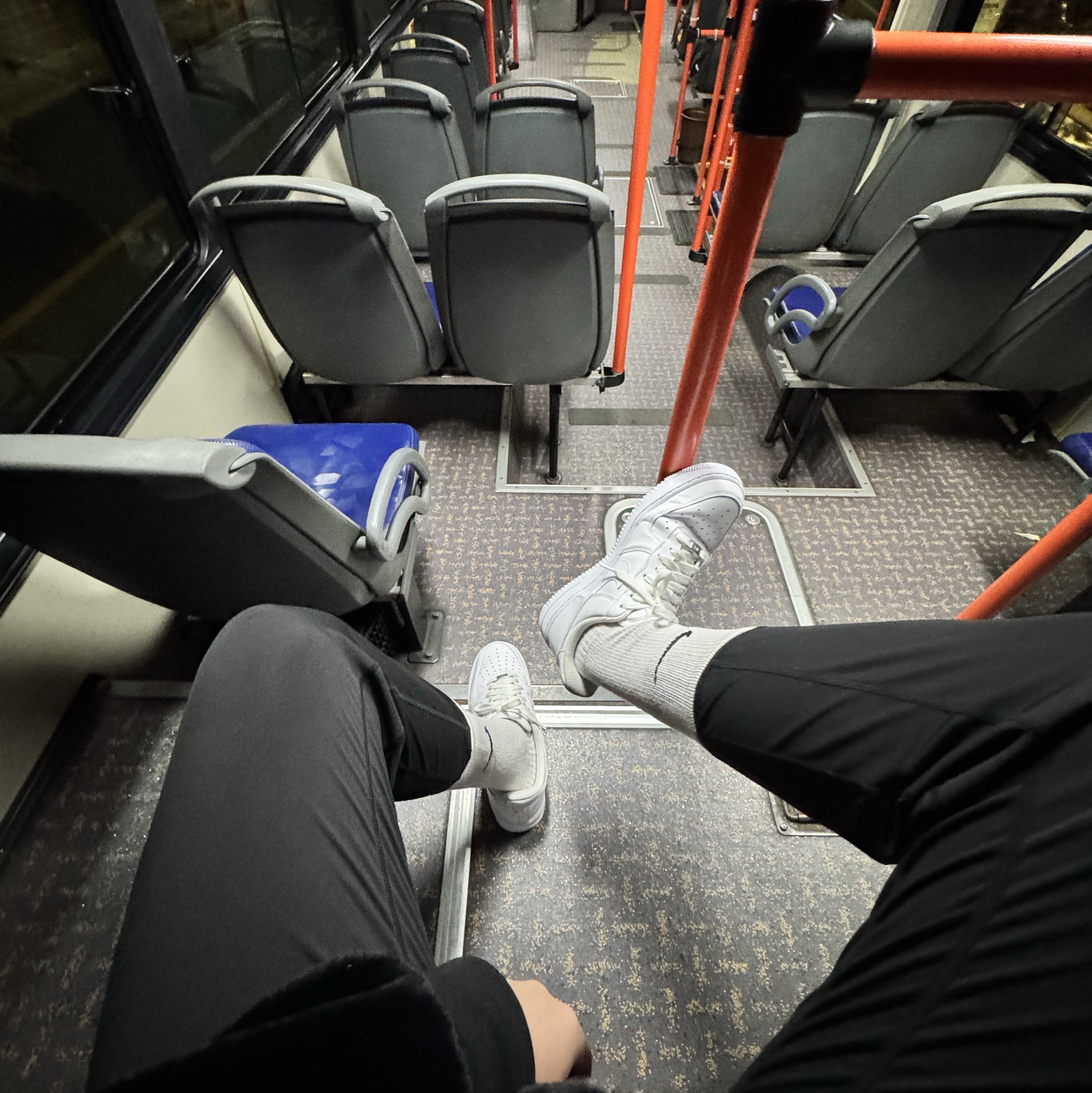 Nike Air Force 1 '07 Low White 착용 스타일