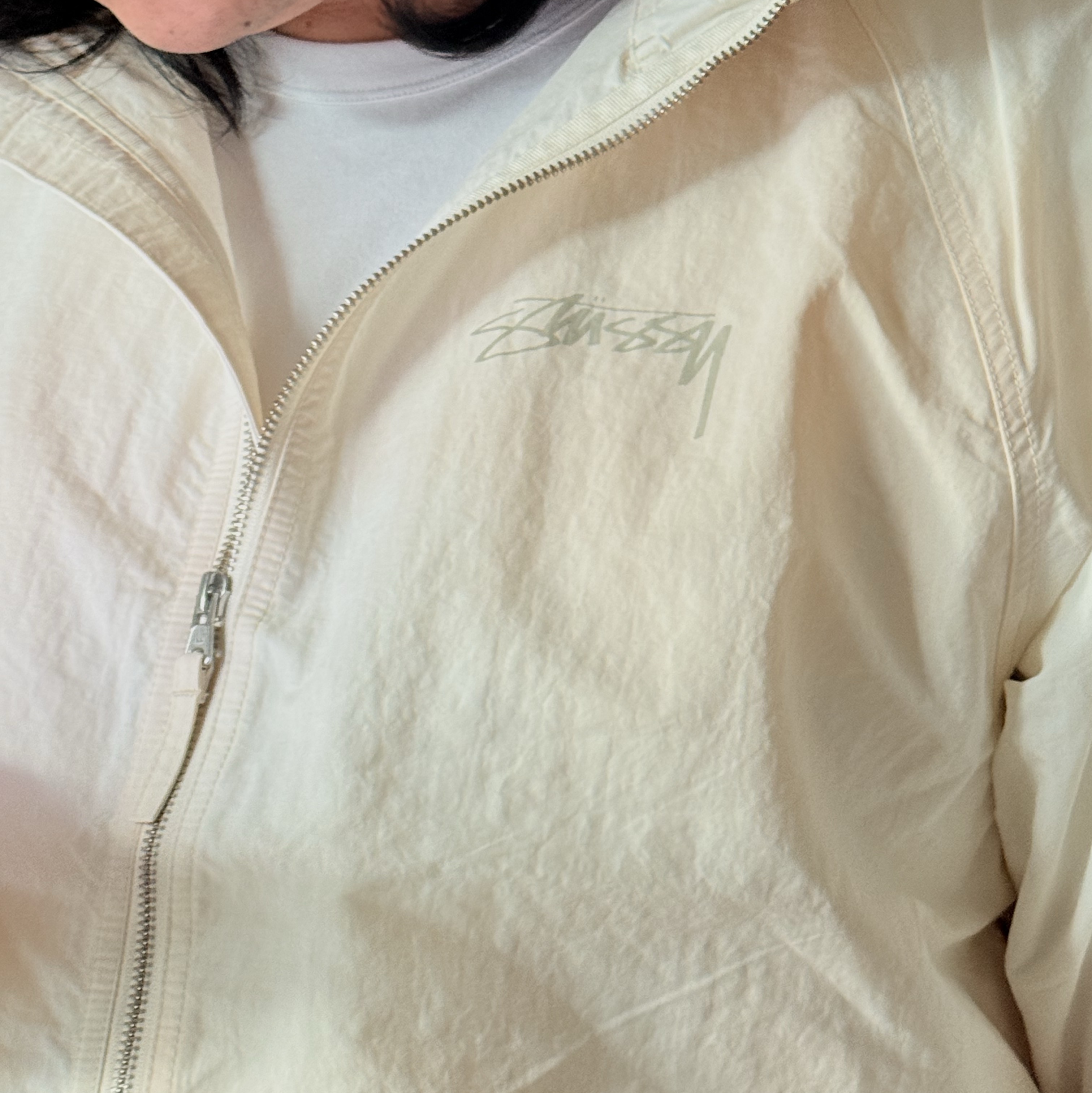 Stussy Wave Dye Beach Shell Jacket Bone 착용 스타일