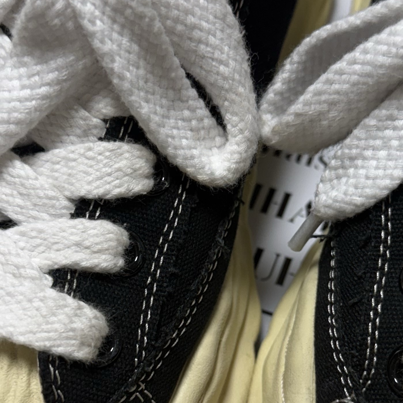 Maison Mihara Yasuhiro Blakey VL OG Sole Canvas Low-top Sneakers Black 착용 스타일