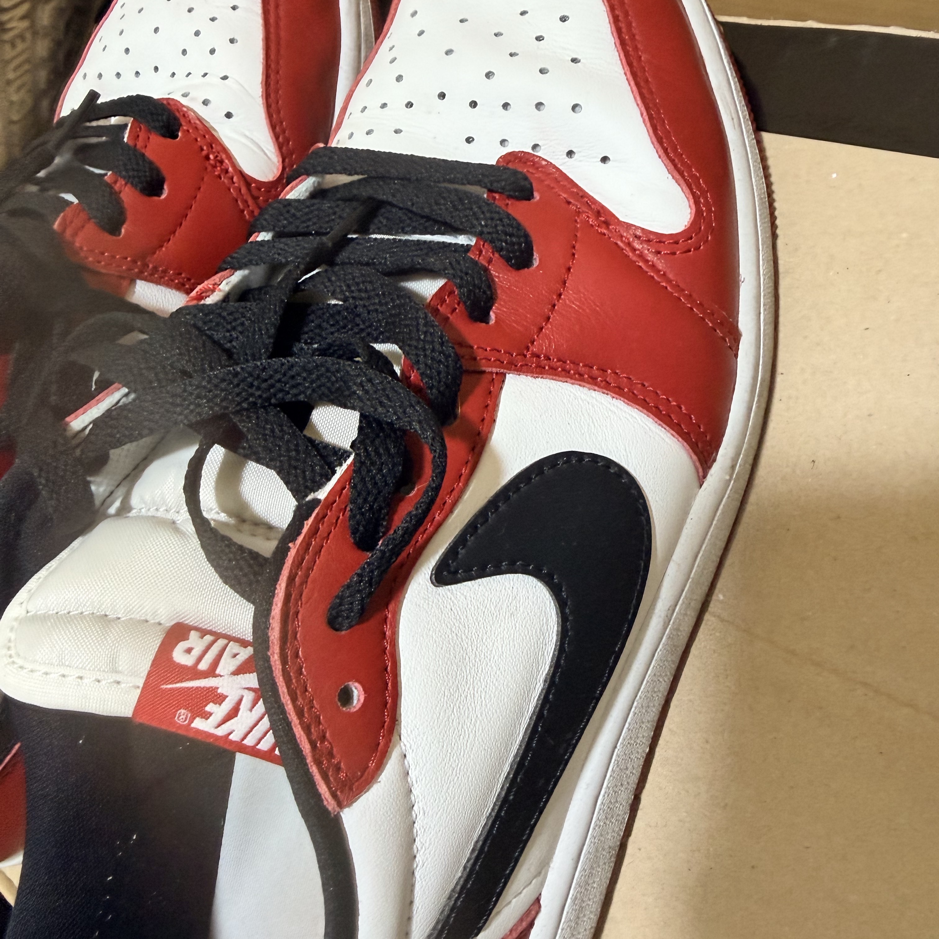 Jordan 1 Retro Low OG Chicago 착용 스타일