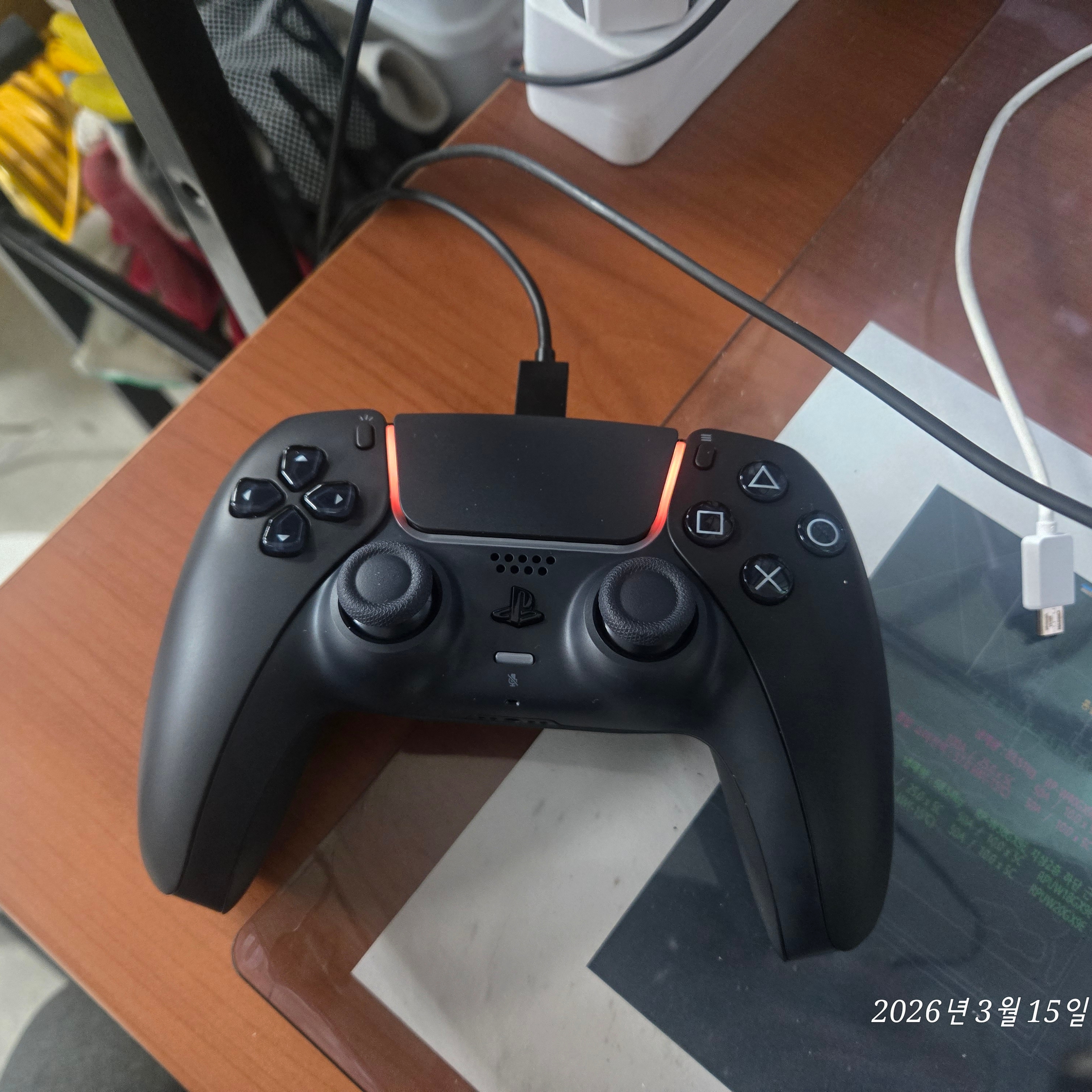 PlayStation 5 DualSense Wireless Controller Midnight Black + USB Cable for PC 착용 스타일